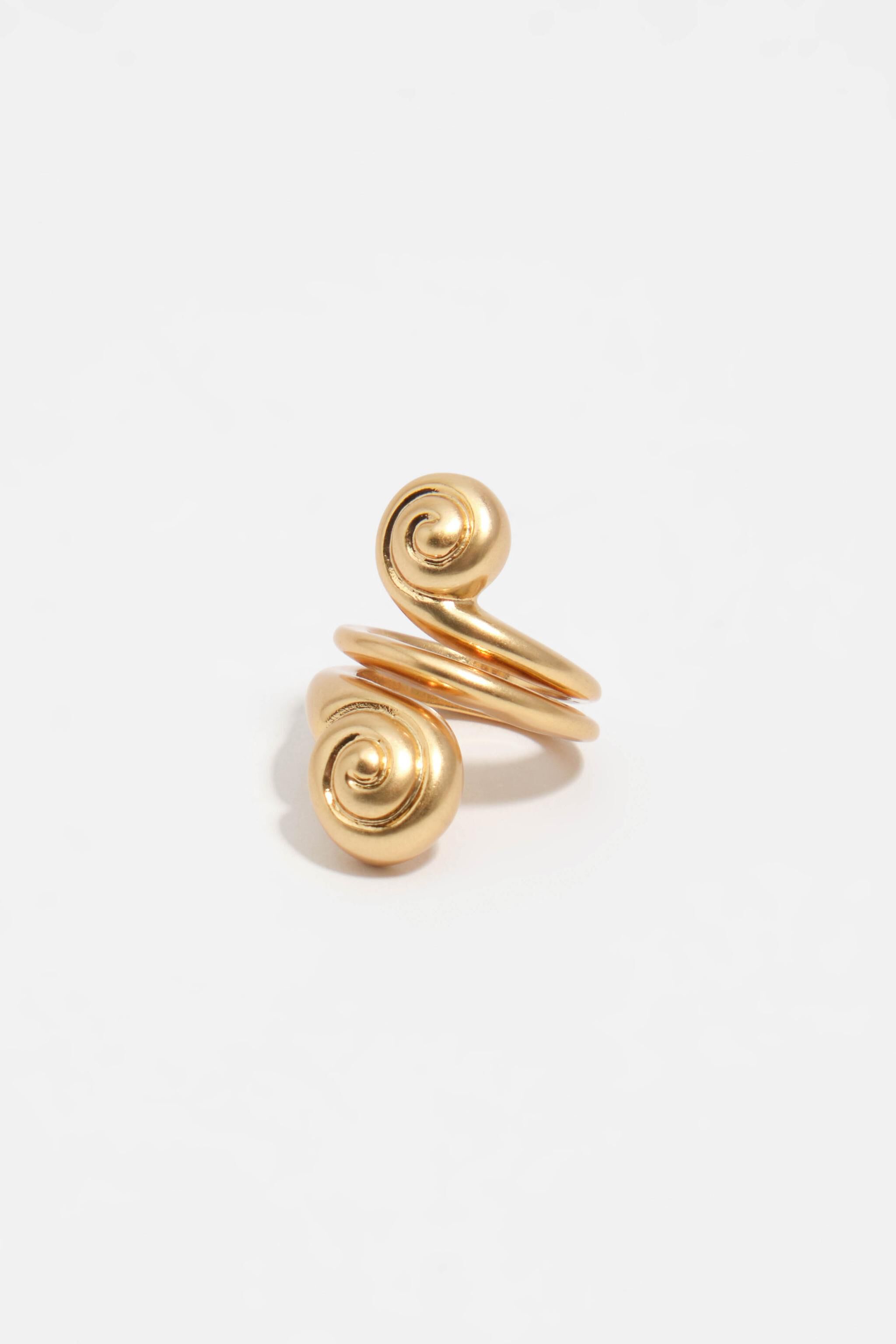 Matte gold spiral seashell ring