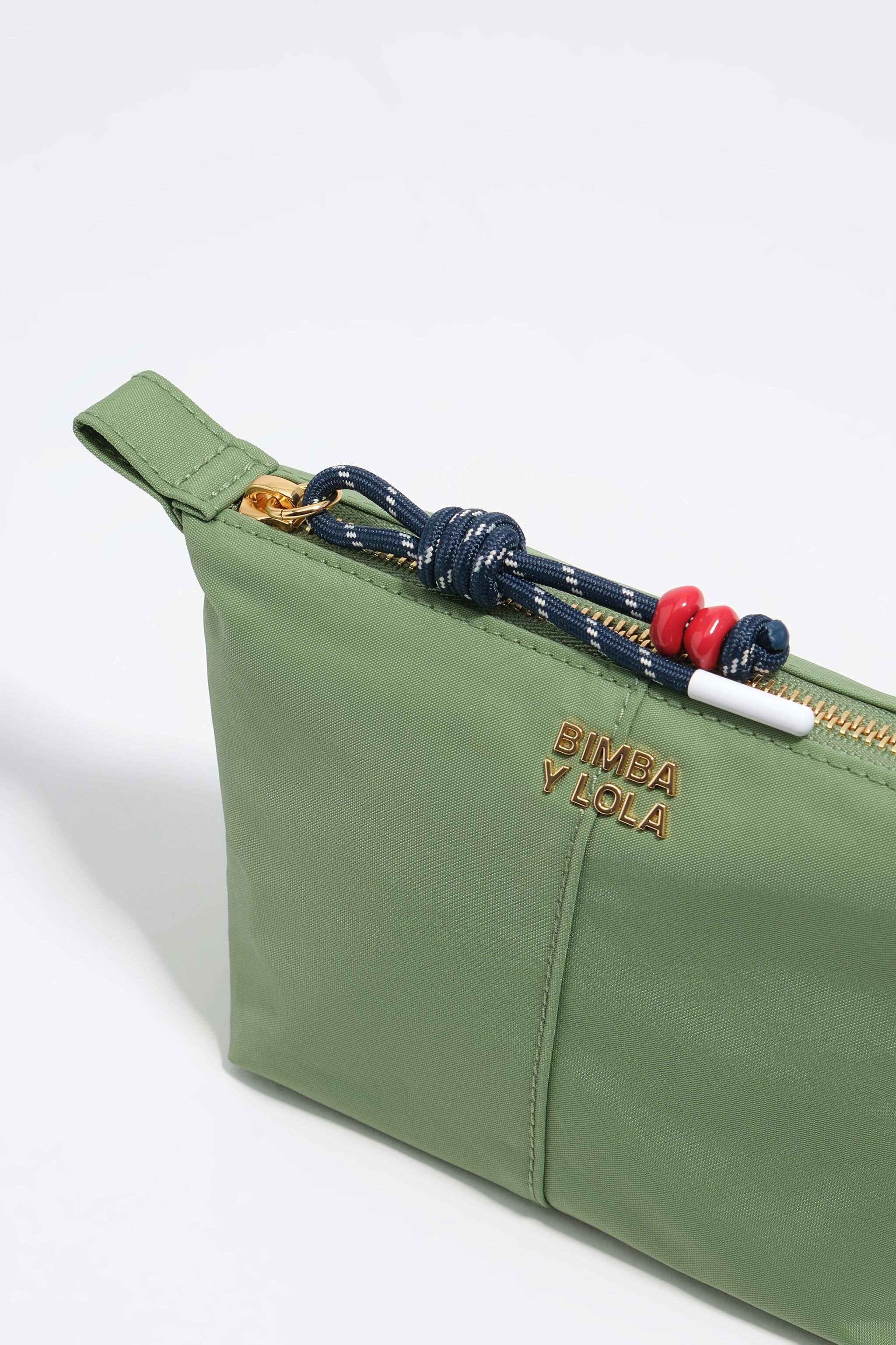Green nylon Trapecio make-up case
