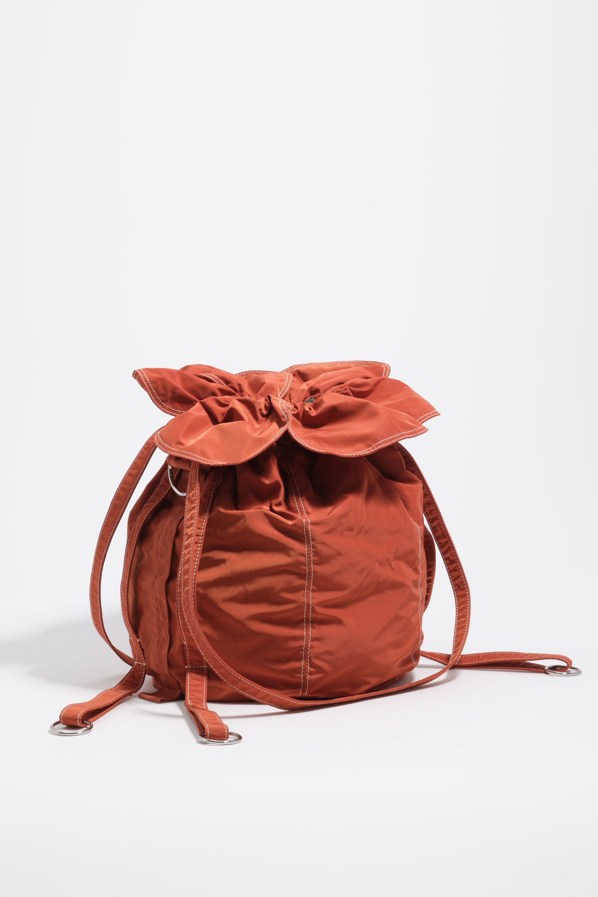 Burnt orange woven large Pétalo bag