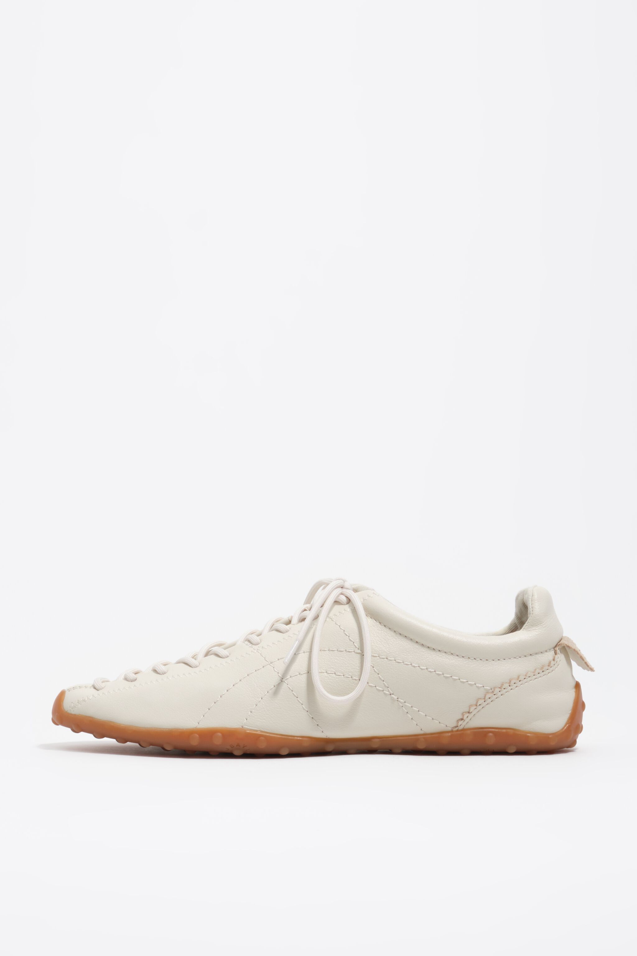White leather 13 11 lace-up sneaker
