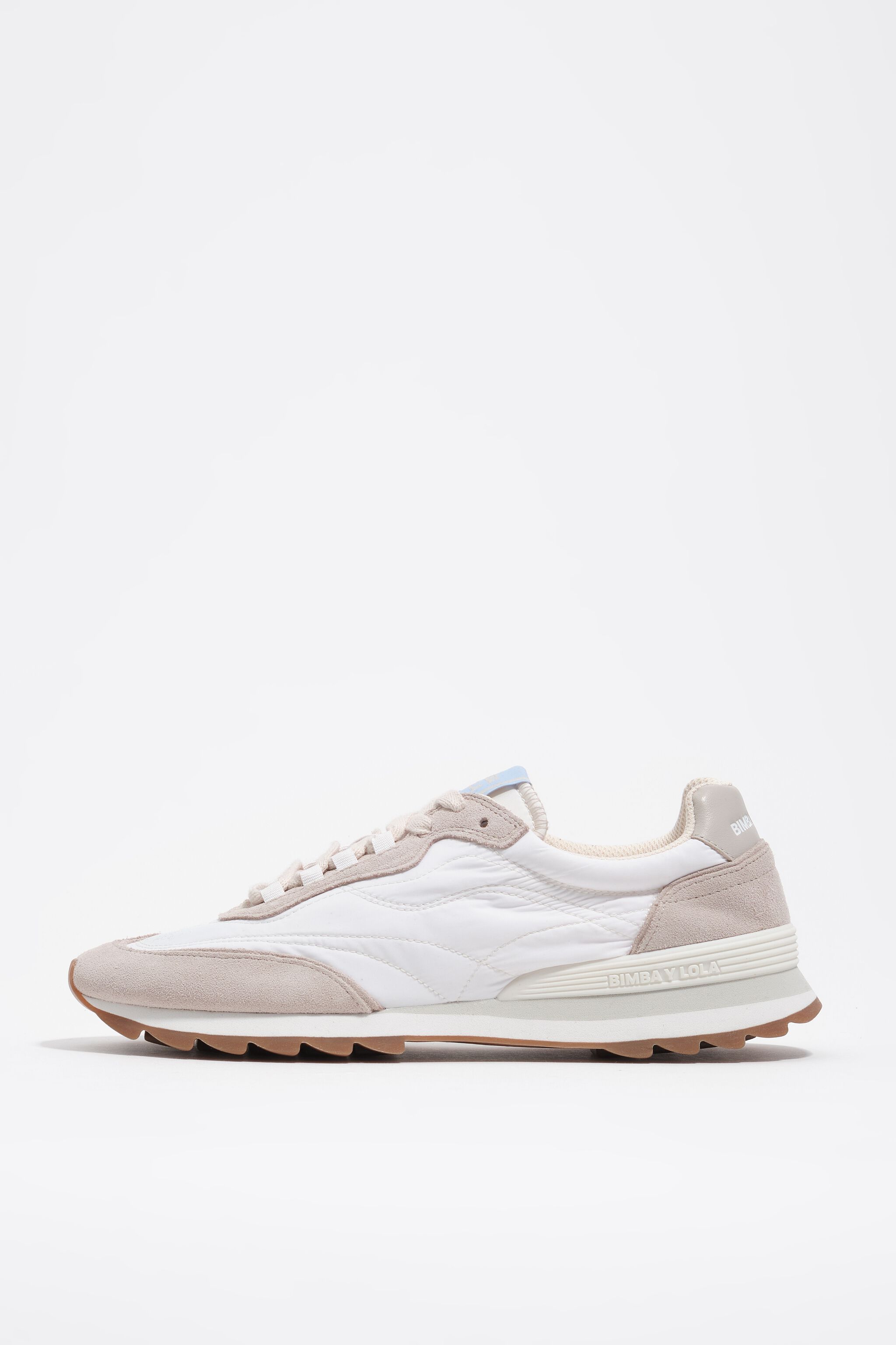 13 23 soft technical sneaker in suede and white nylon