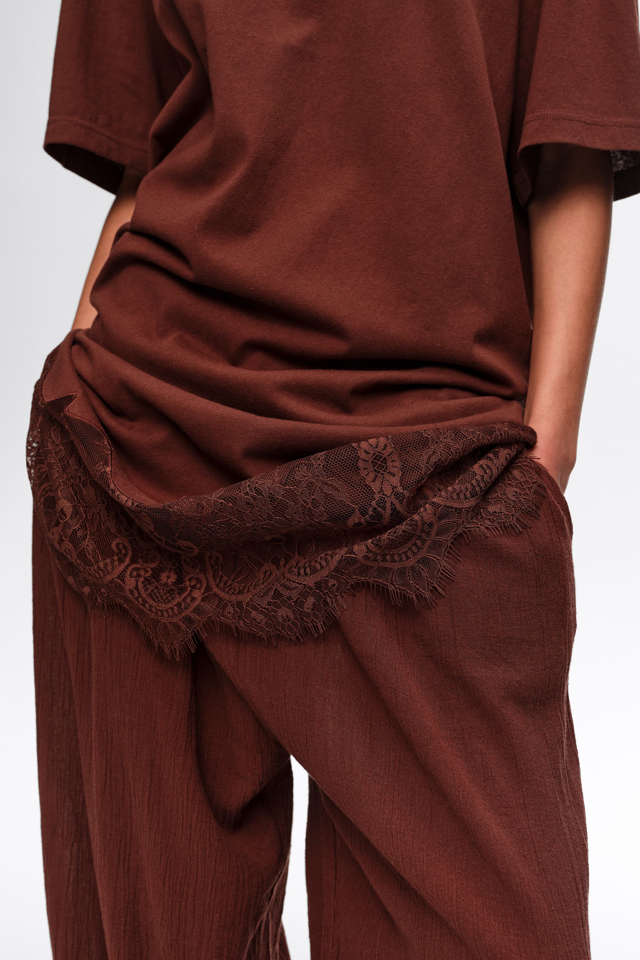 Short brown lace T-shirt dress