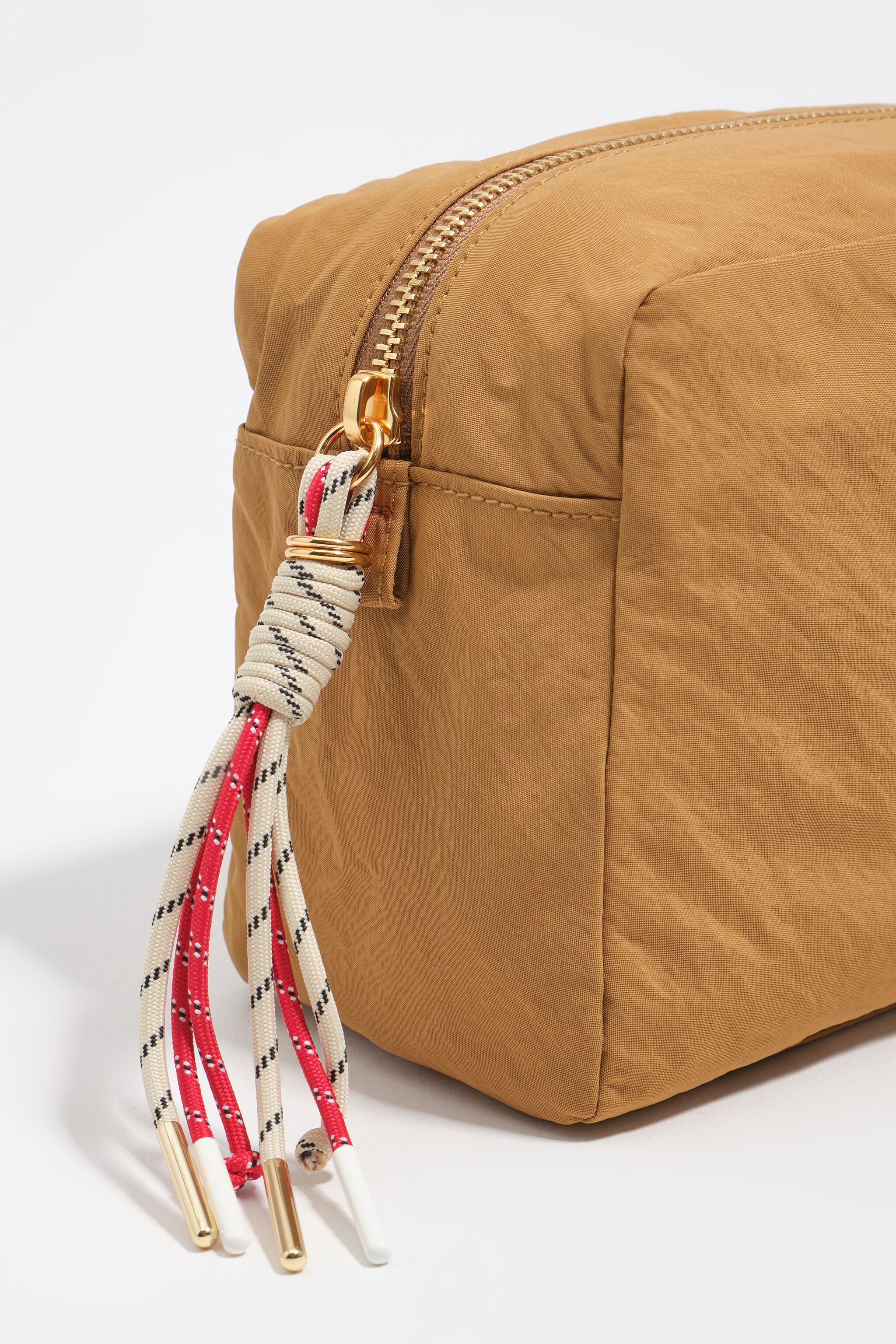 Large caramel nylon make-up case