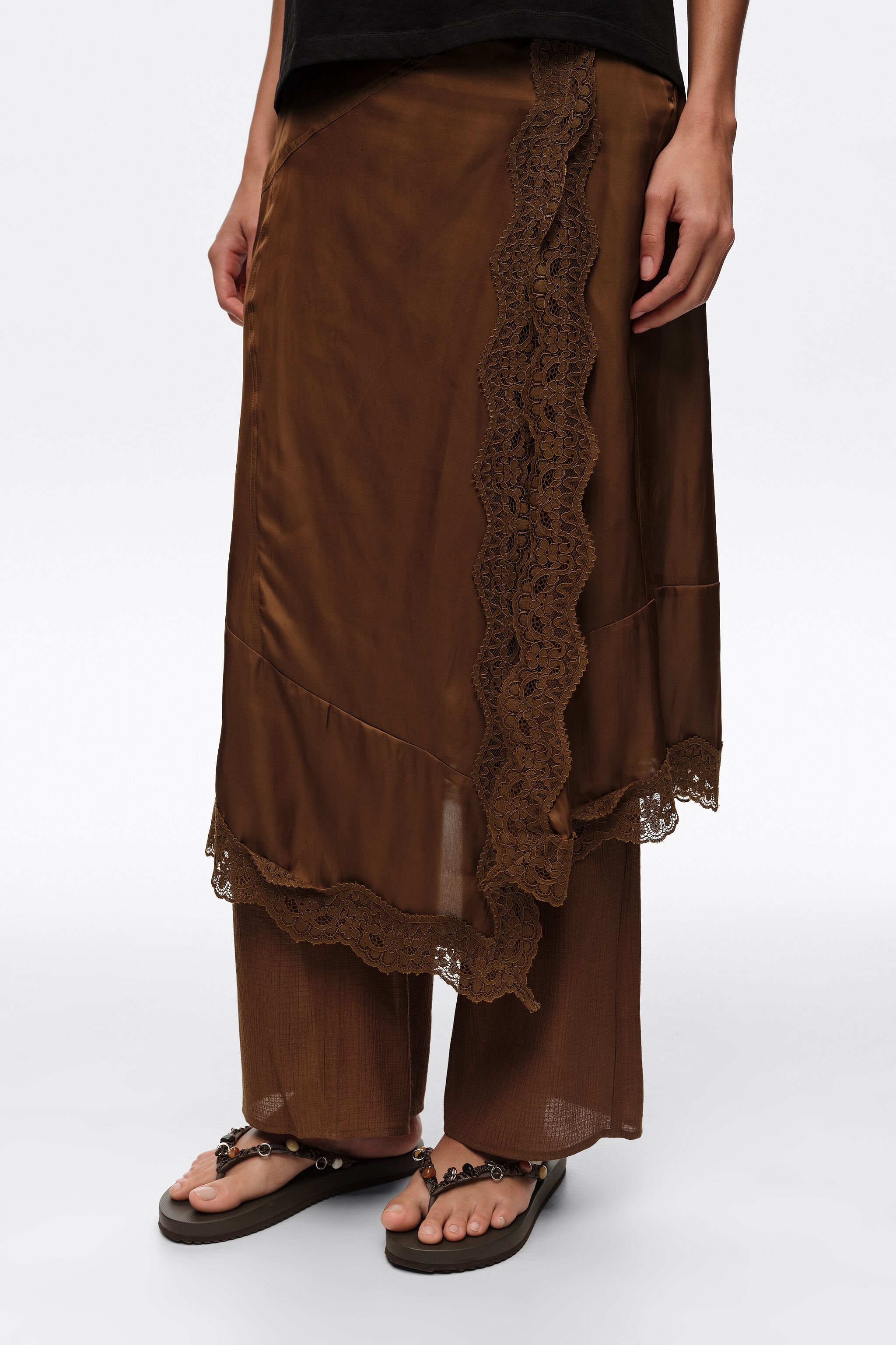 Dark olive viscose lace skort