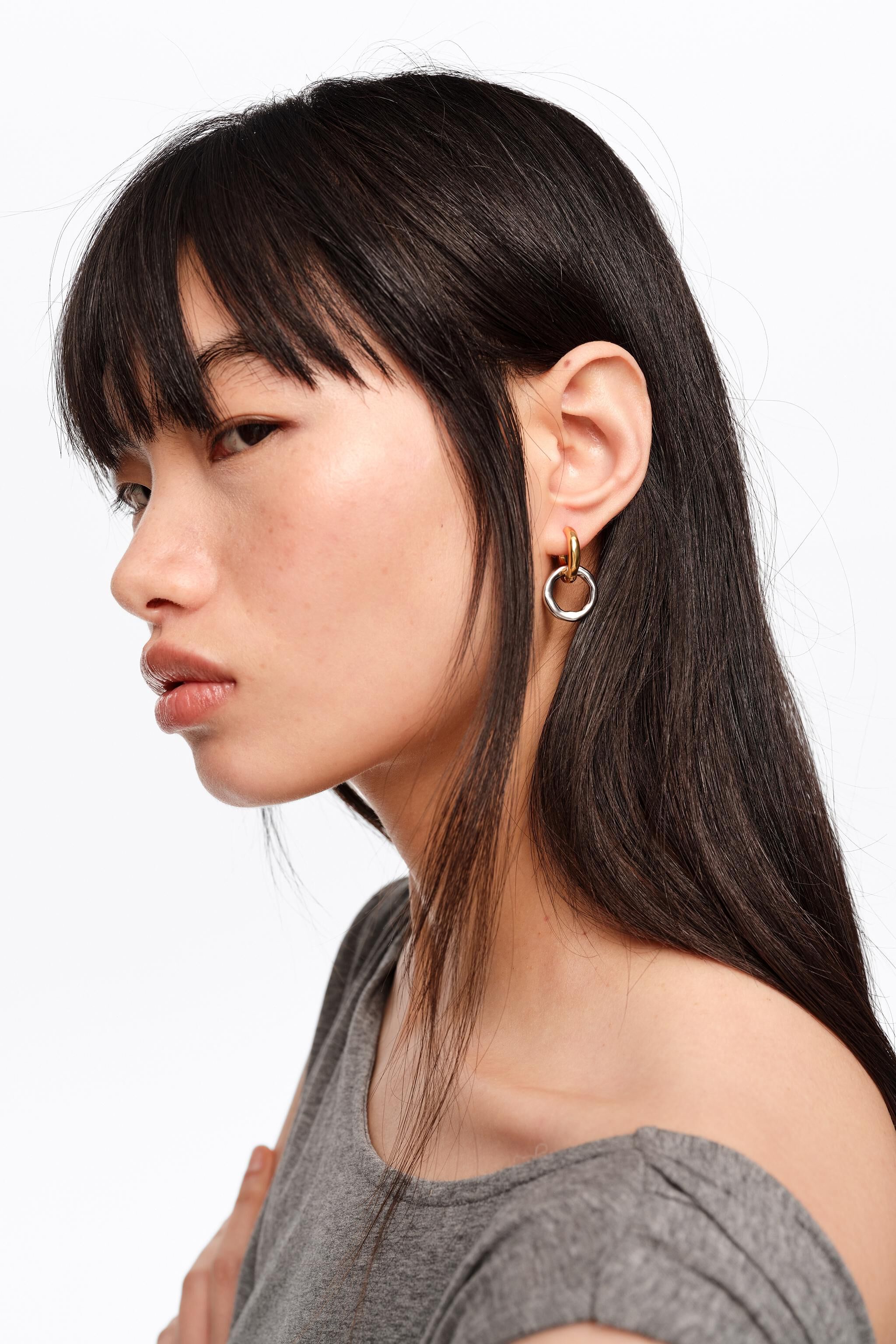 Two-tone textured double hoop earrings