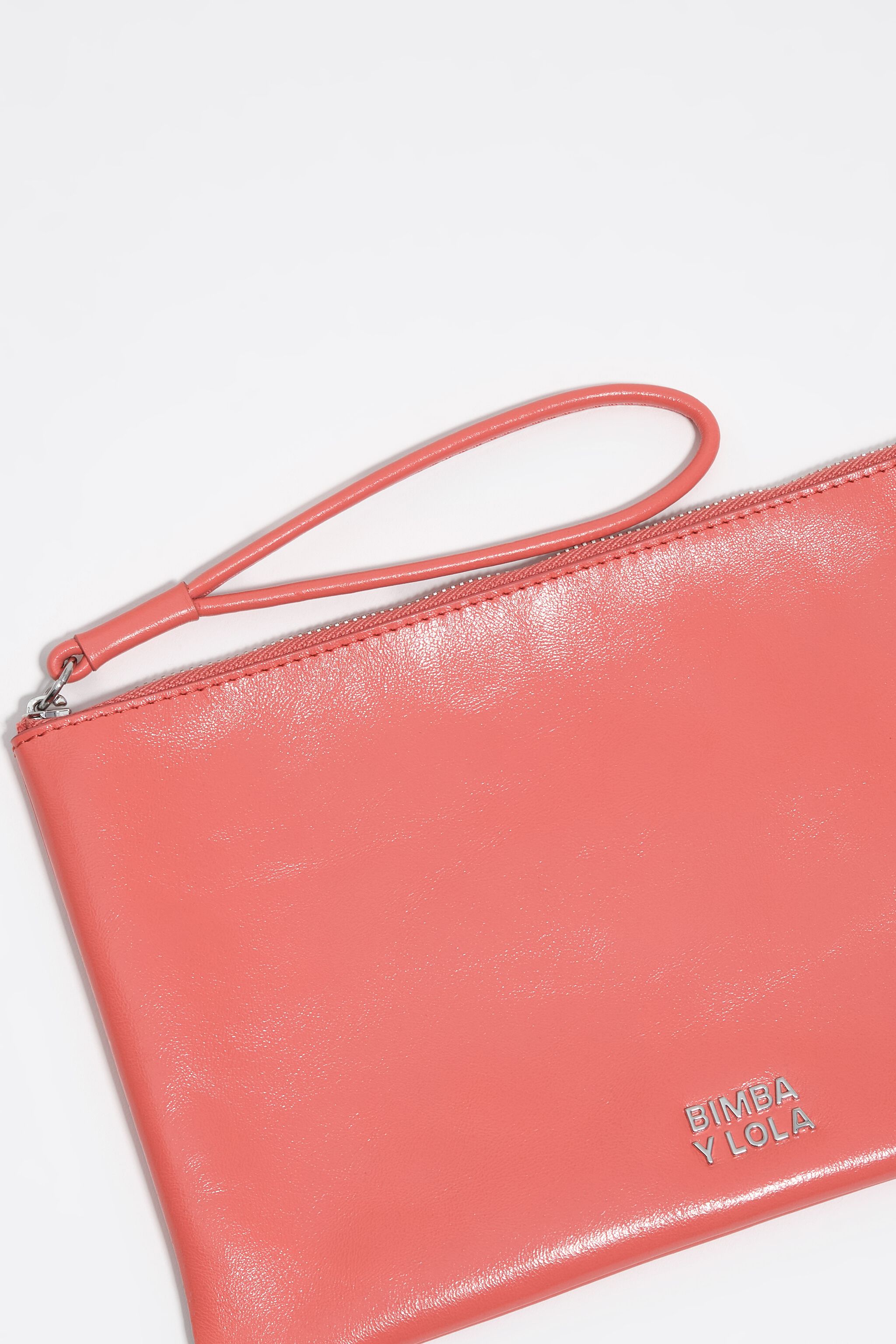 Coral medium leather handbag