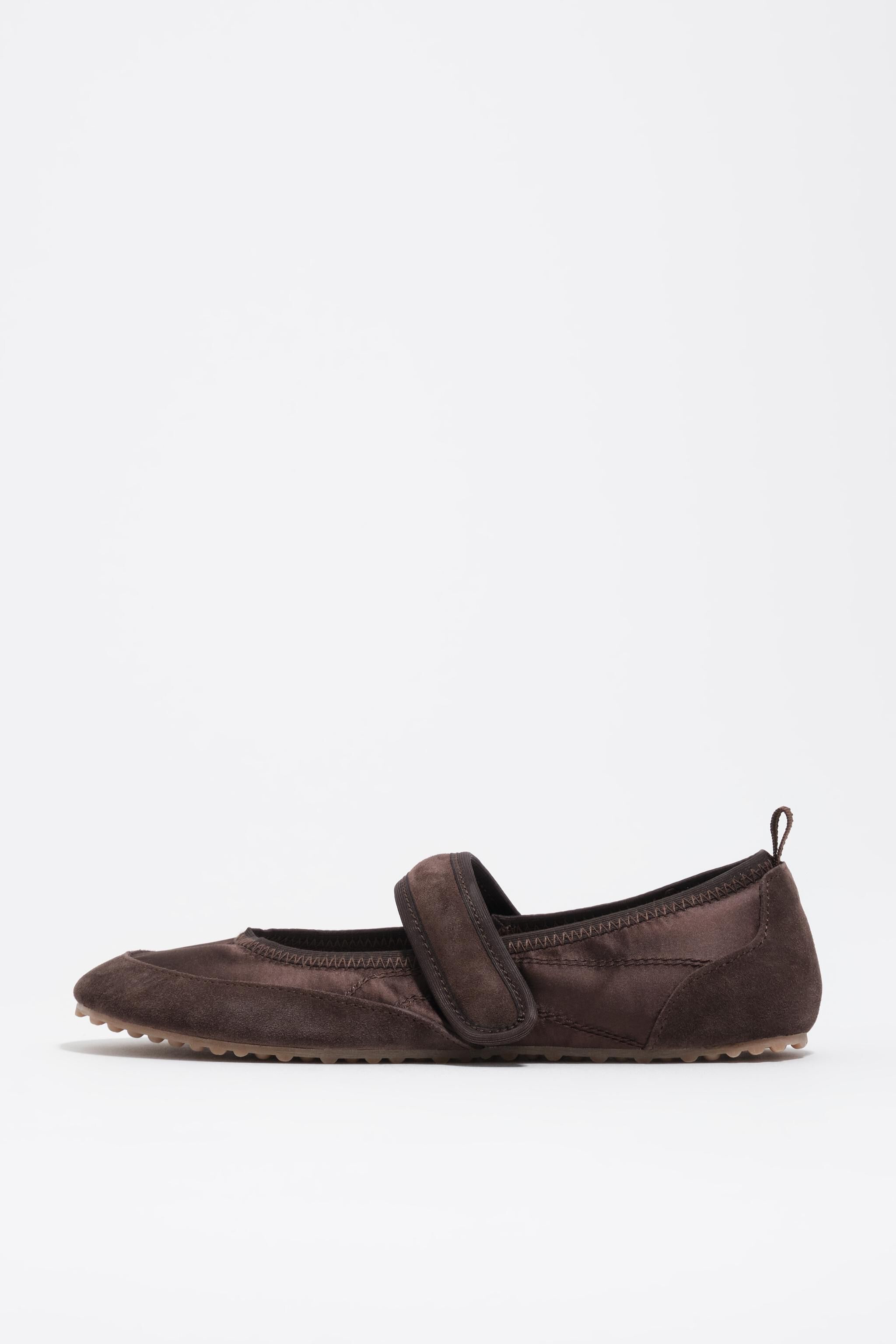 Suede and satin sporty ballerina