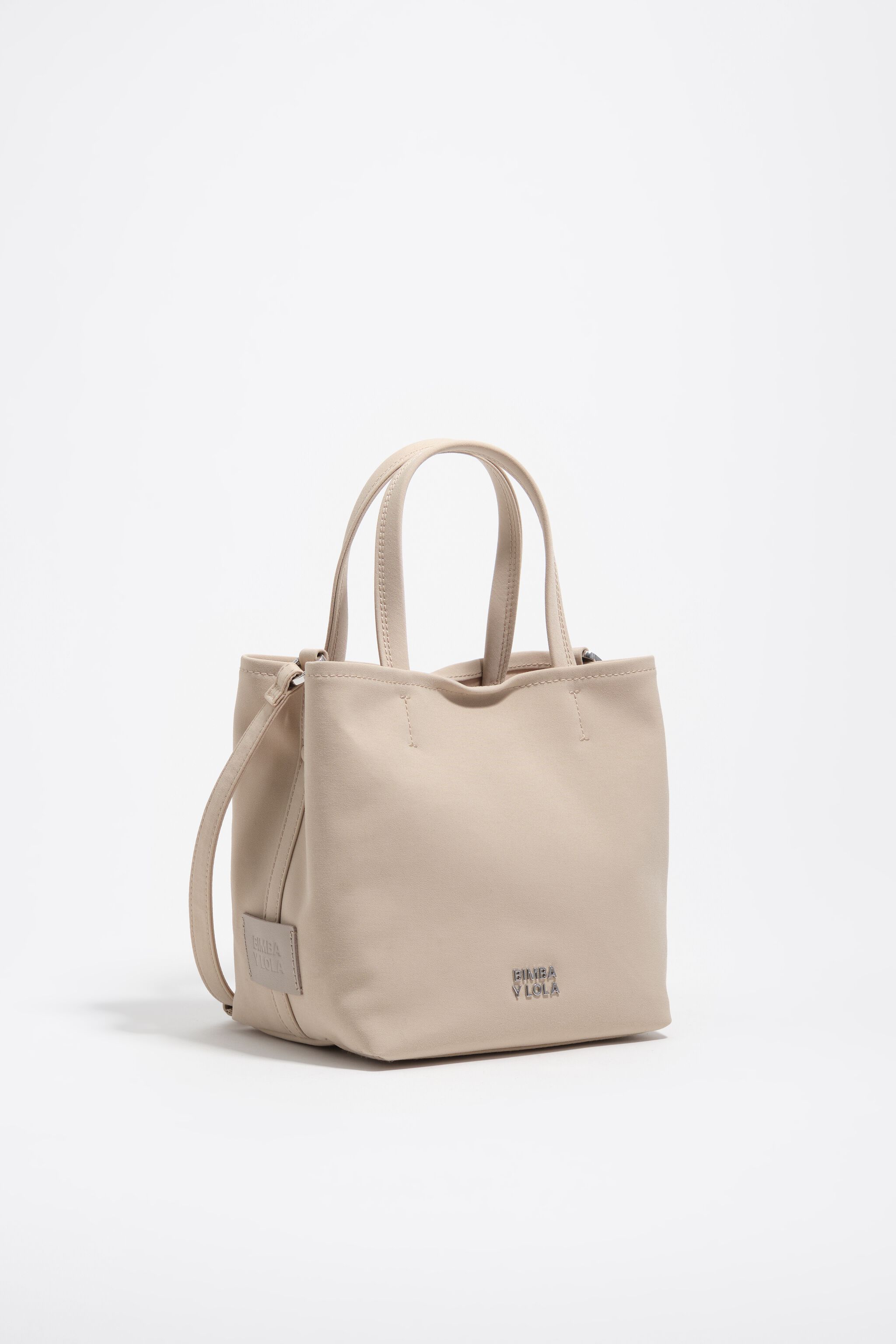 Medium sand Chihuahua bag