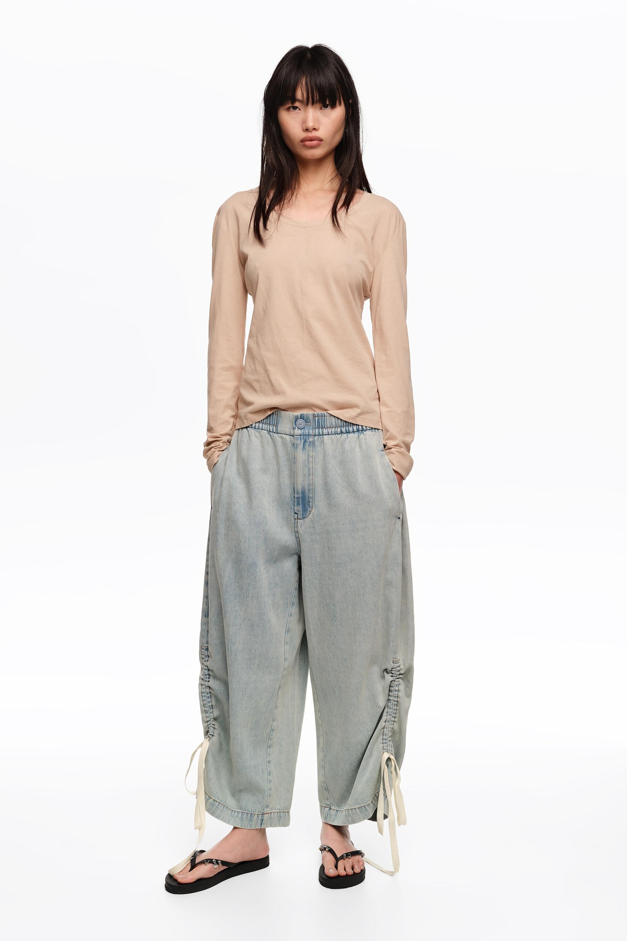 Light blue denim joggers with gathering