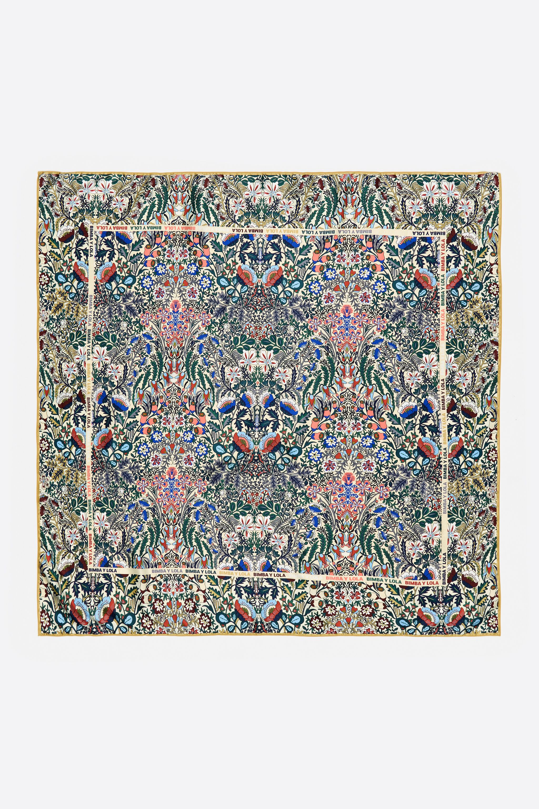 Vanilla Wallpaper logo frame scarf