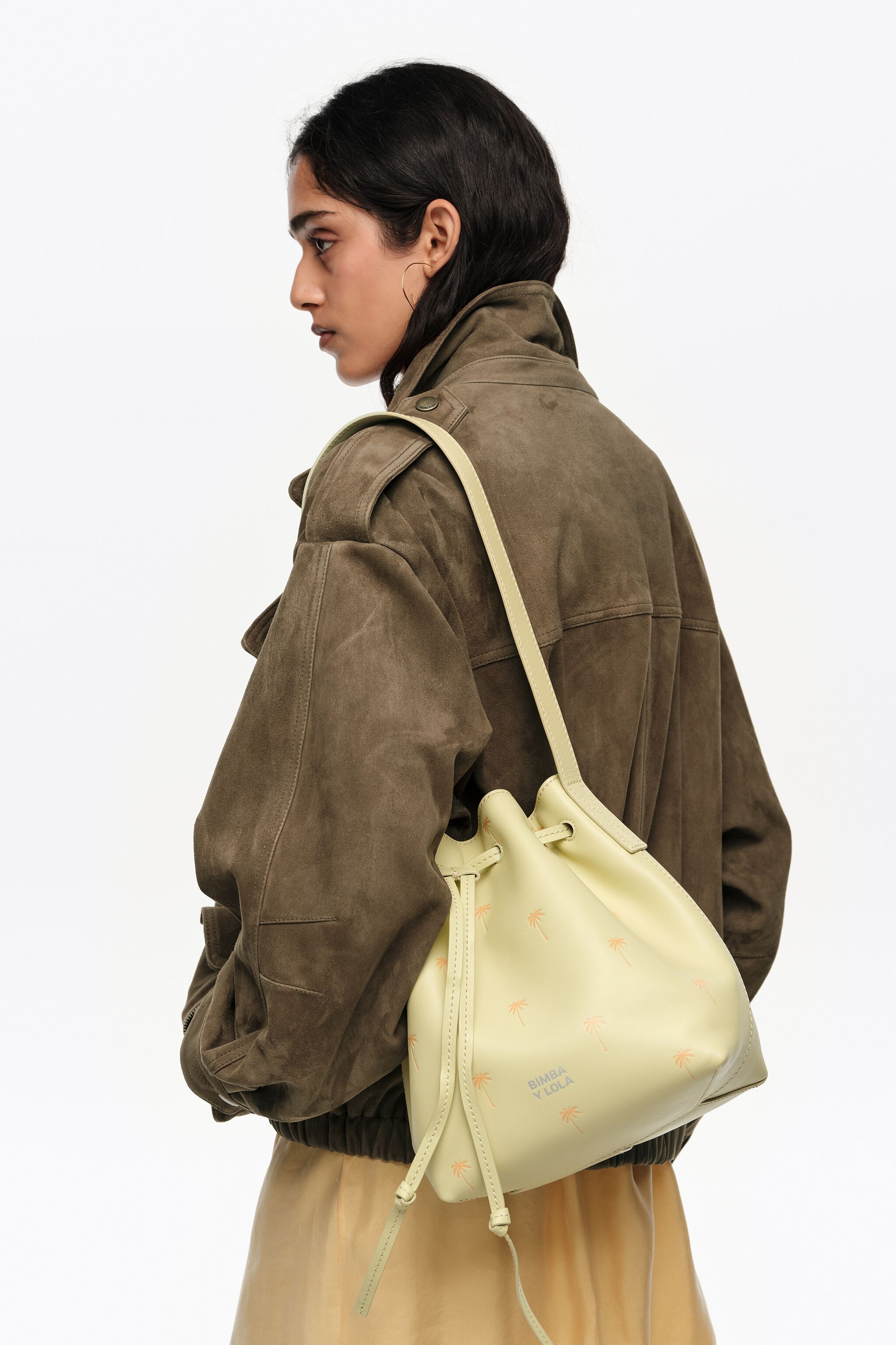 Large Palms pale green leather Carlino bucket bag