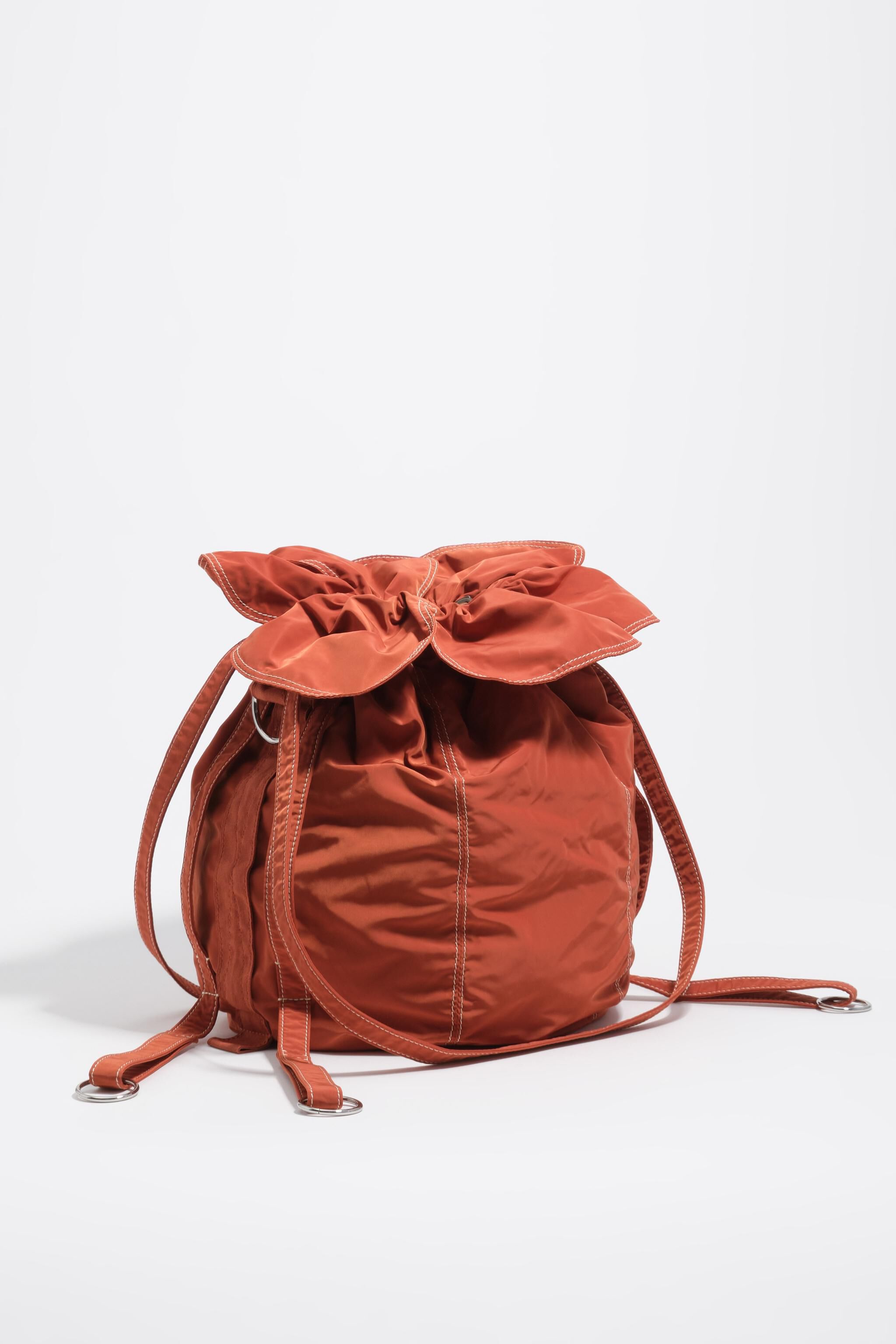 Burnt orange woven large Pétalo bag