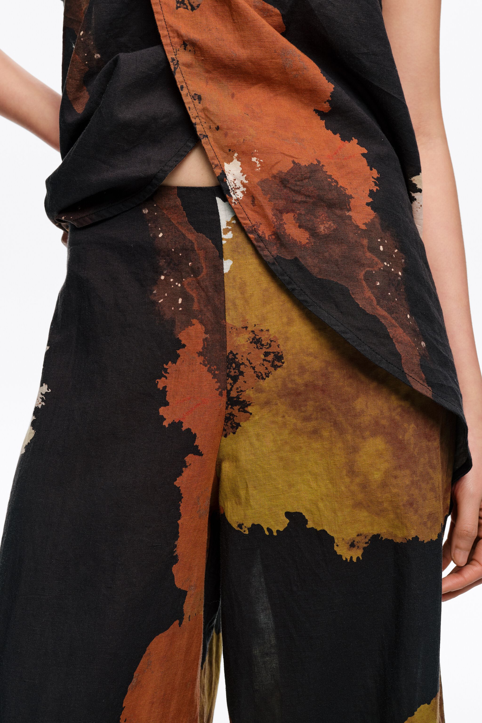 Blot black linen baggy trousers