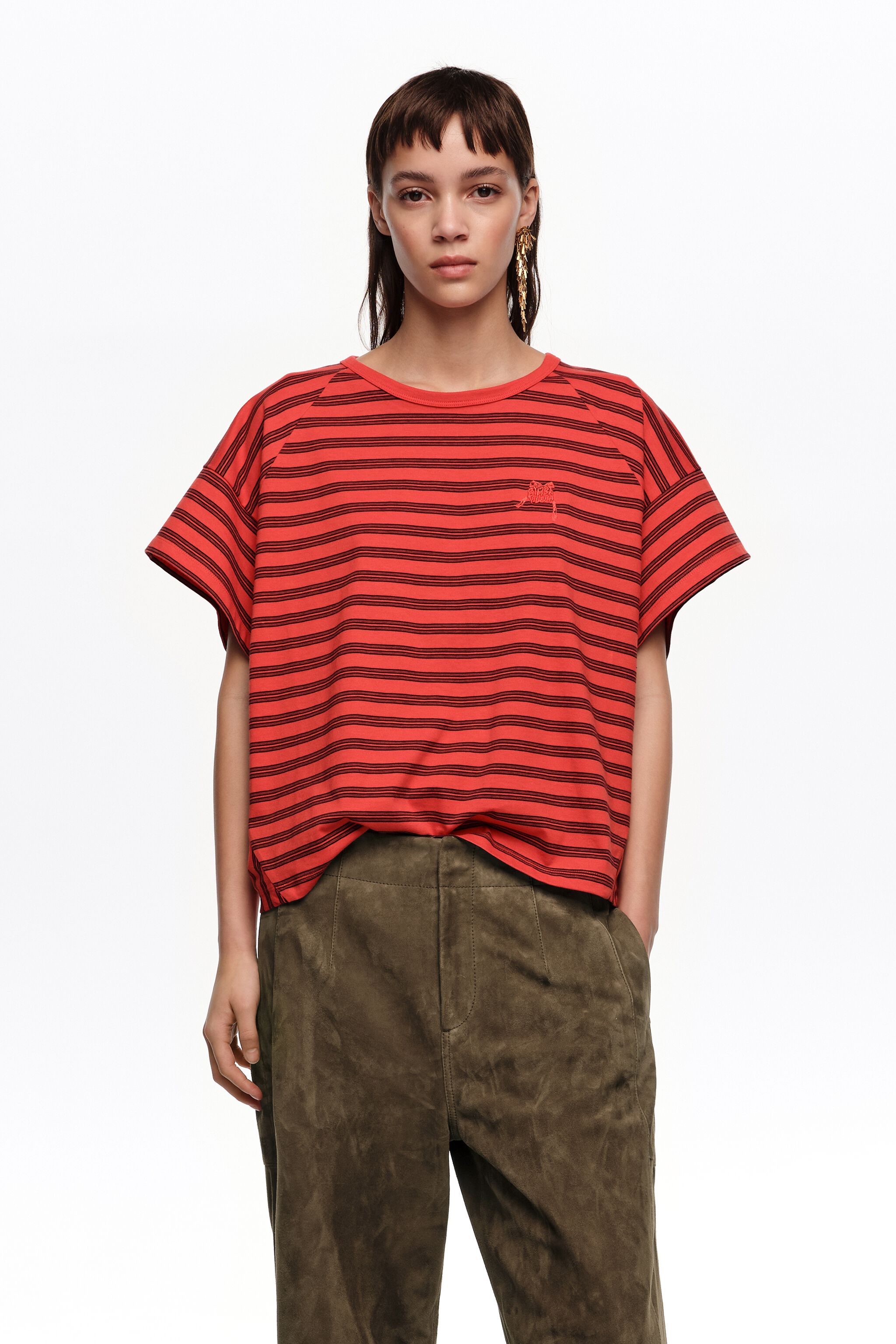 Red striped cropped T-shirt with embroidered logo