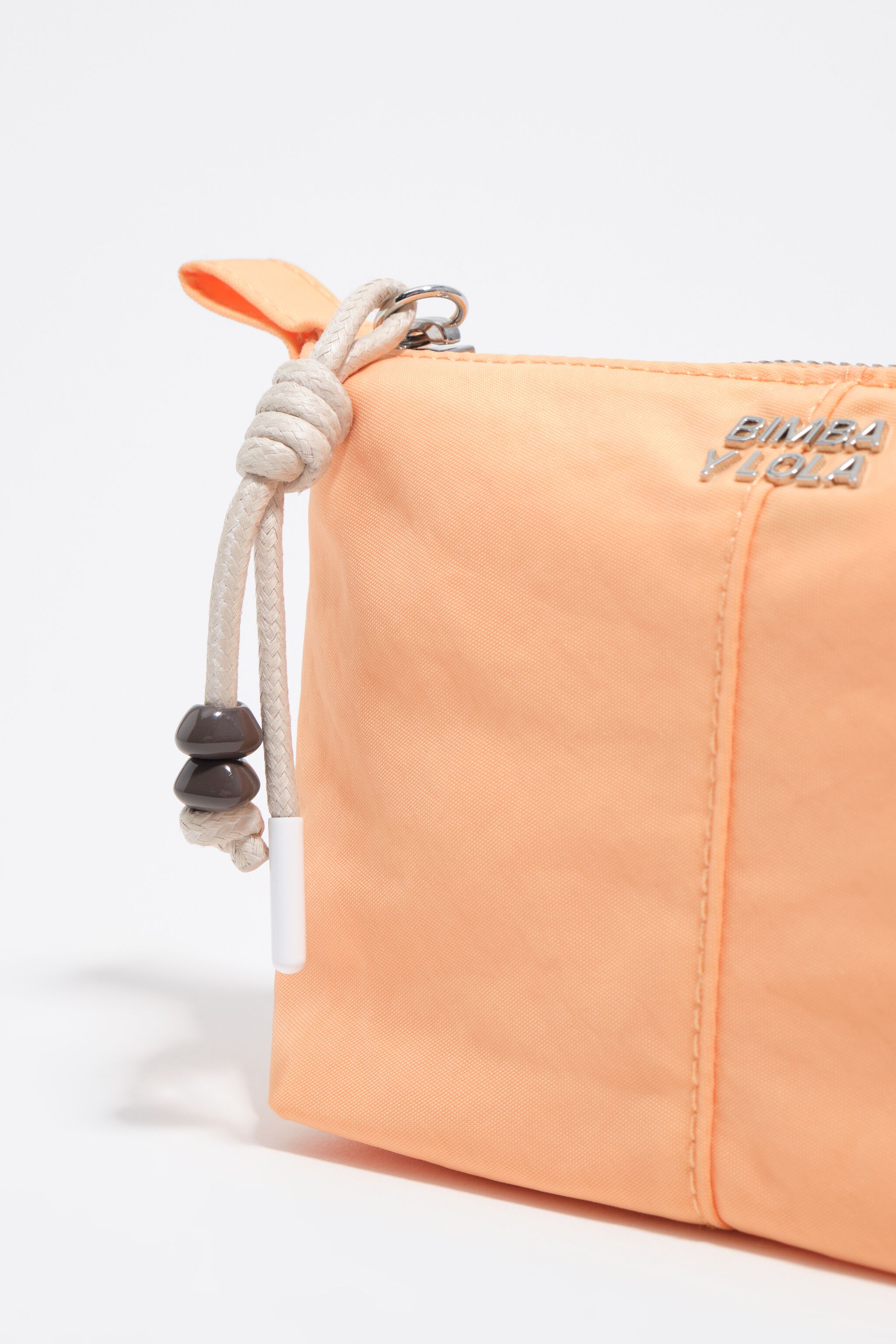 Small orange sorbet nylon Trapecio make-up case