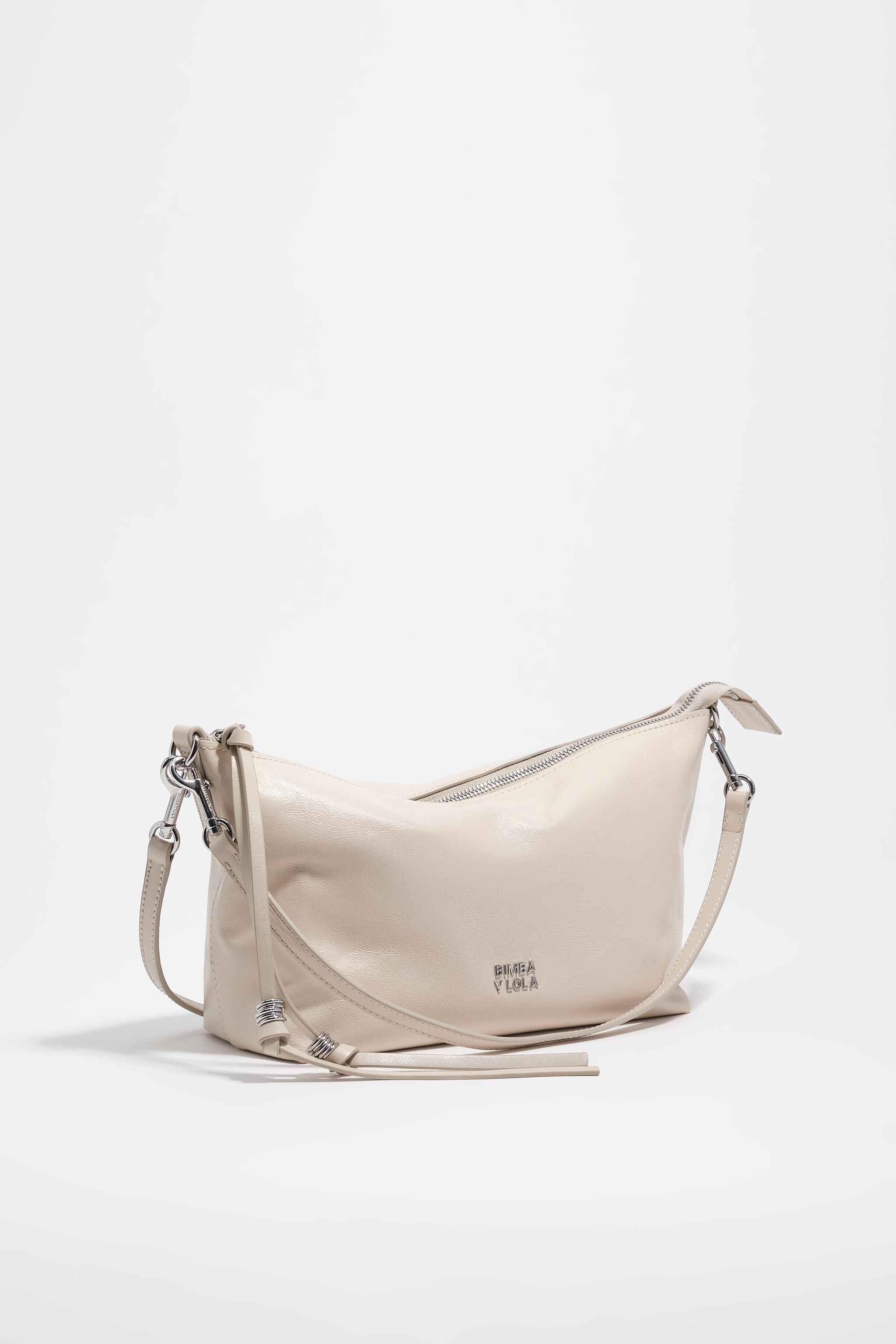 Medium ivory shiny leather Trapecio bag
