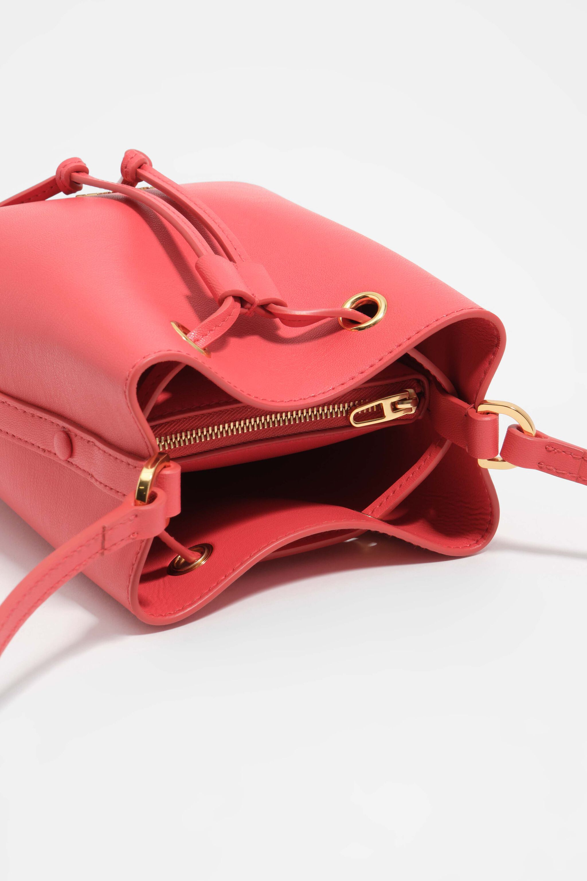 Poppy red leather Chihuahua mini bucket bag
