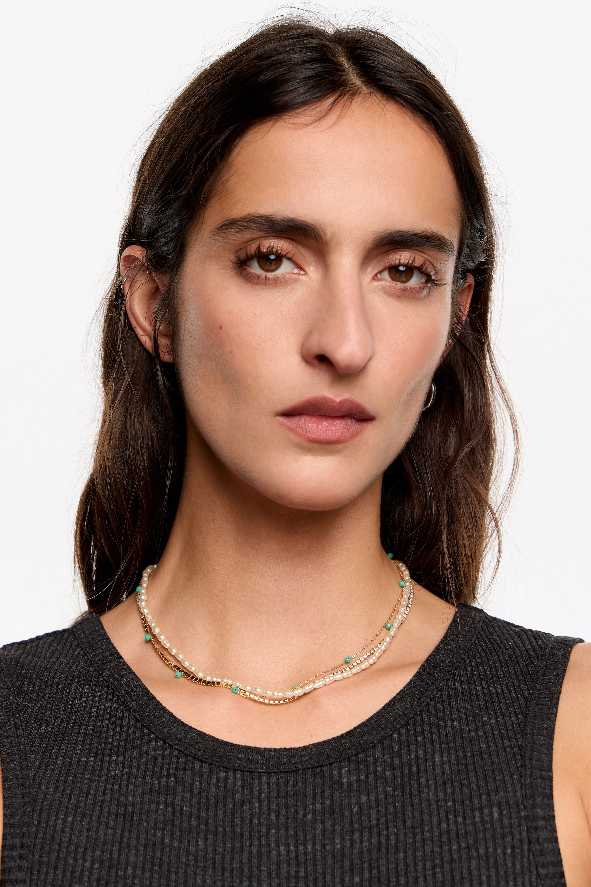 Gold-tone chain and pearl heart logo double-layer necklace