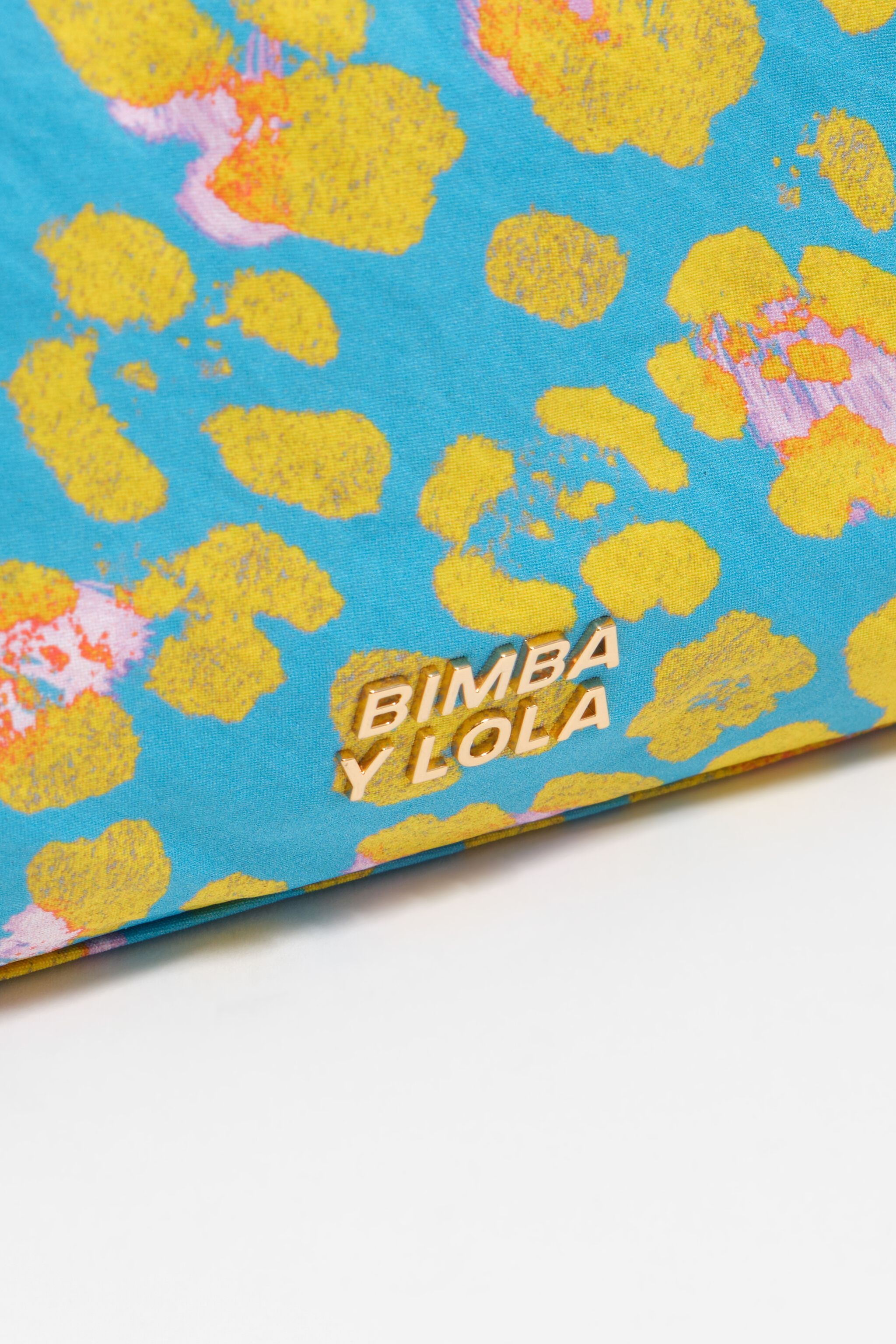 Small blue Leopard nylon make-up case