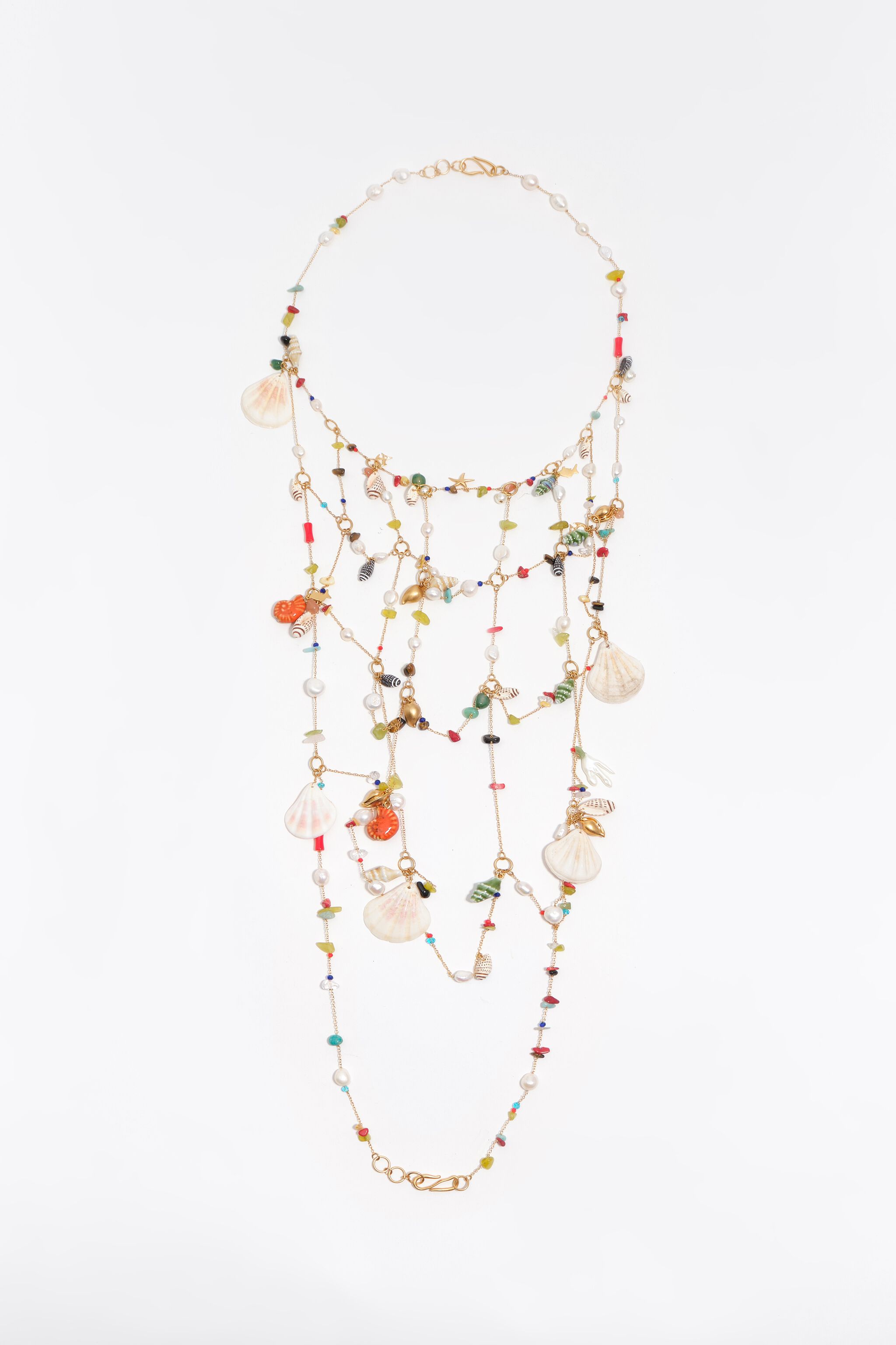 Maxi necklace with chains and seashell multi-charms