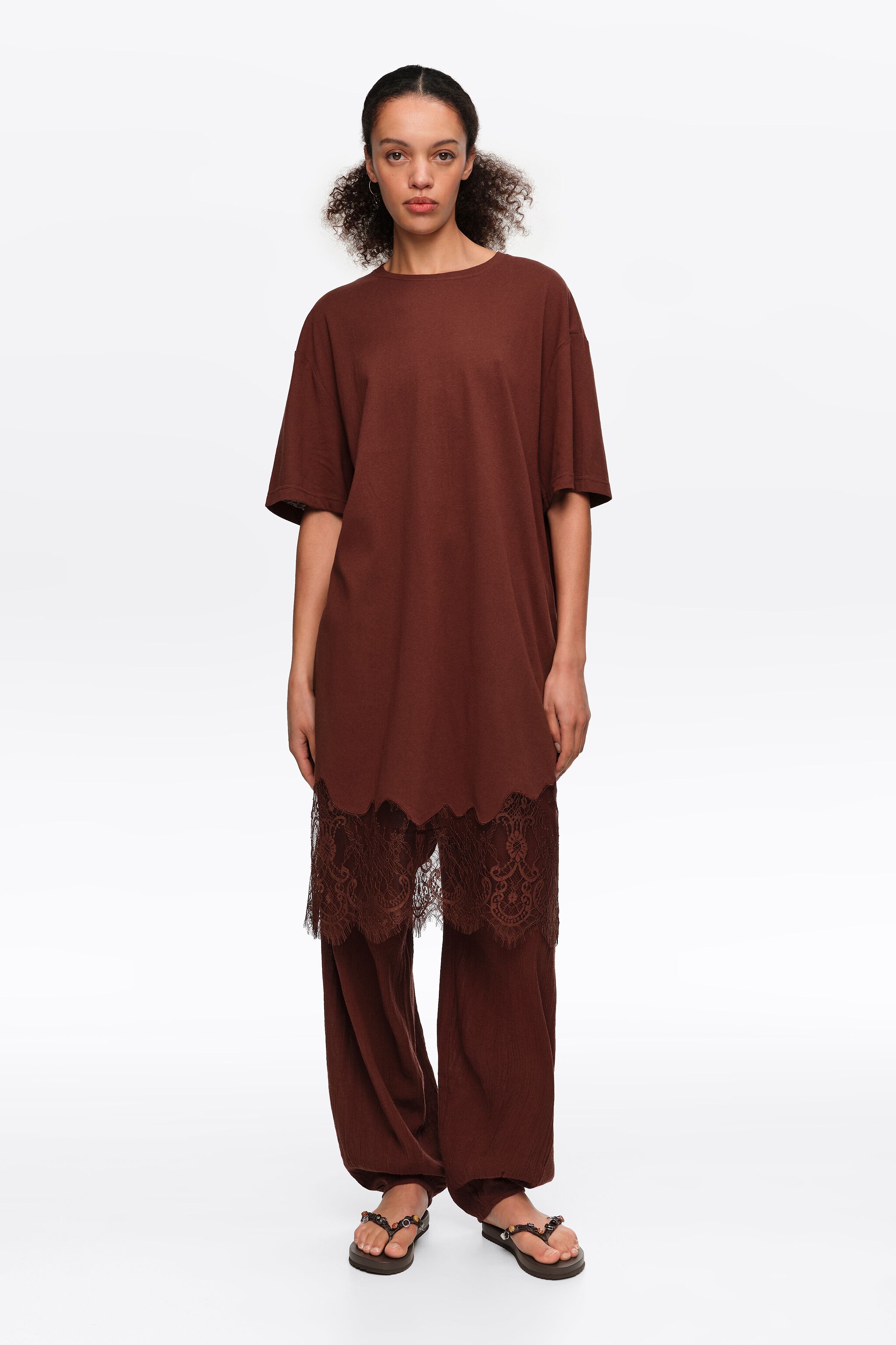 Short brown lace T-shirt dress