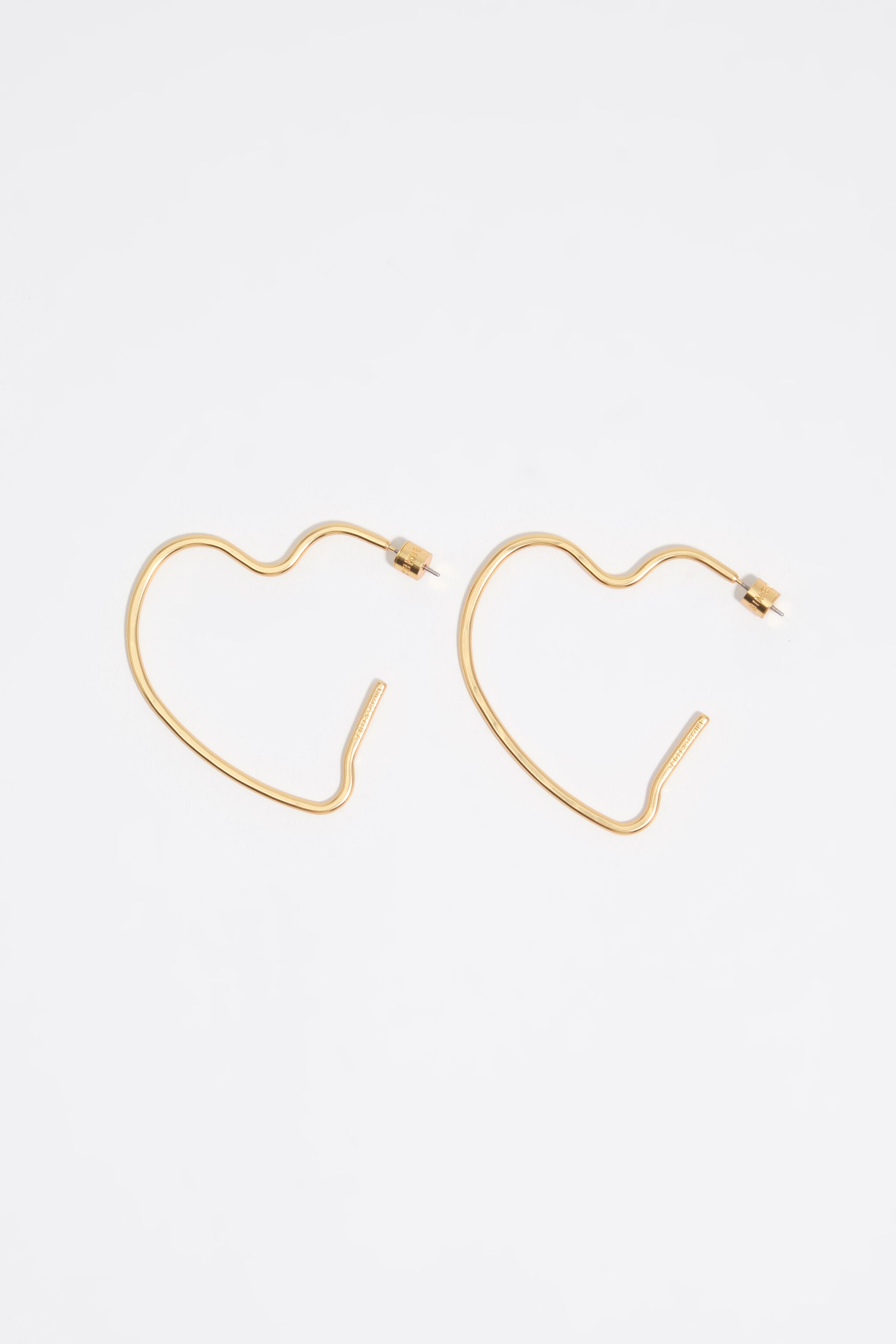 Matte gold heart earrings
