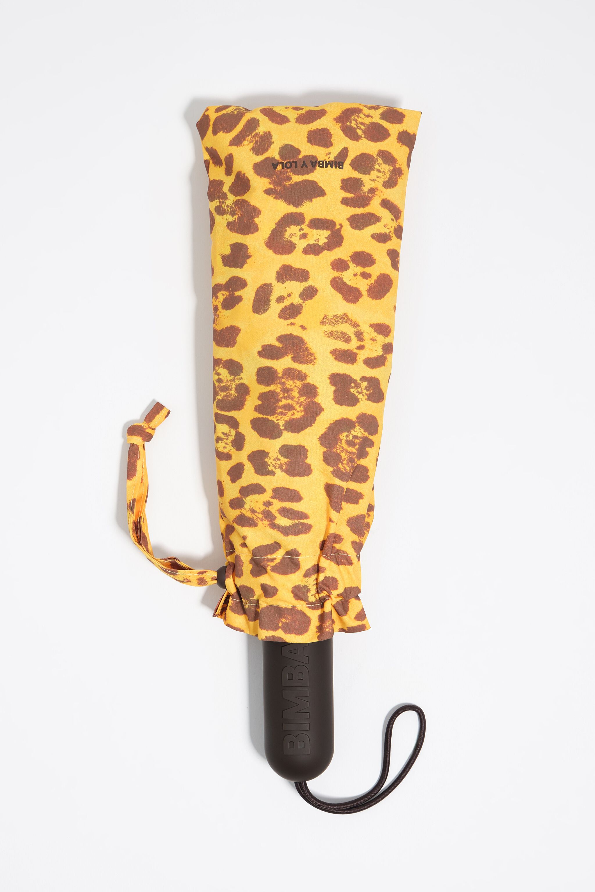 Yellow leopard print umbrella