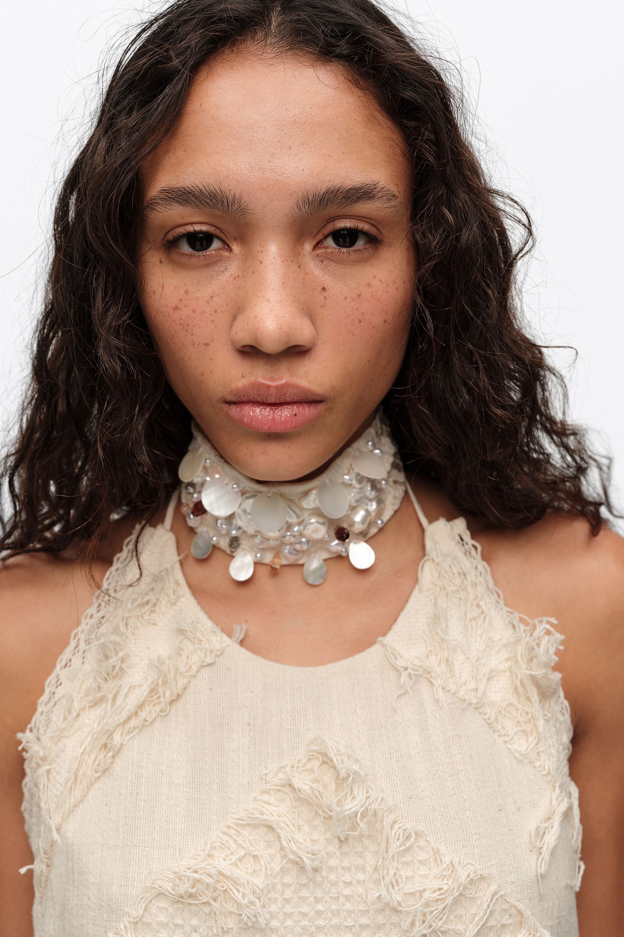 Ivory woven choker necklace with pearls