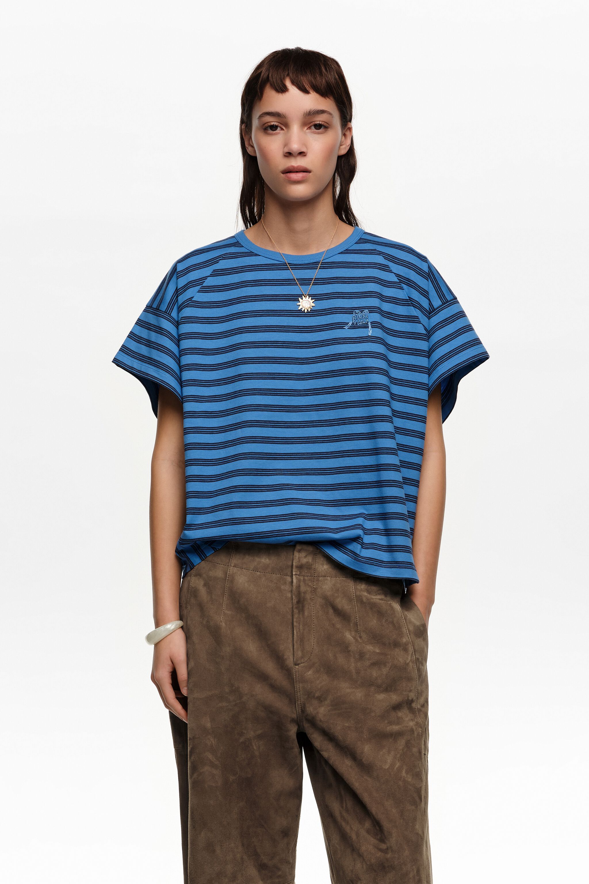 Blue striped cropped T-shirt with embroidered logo