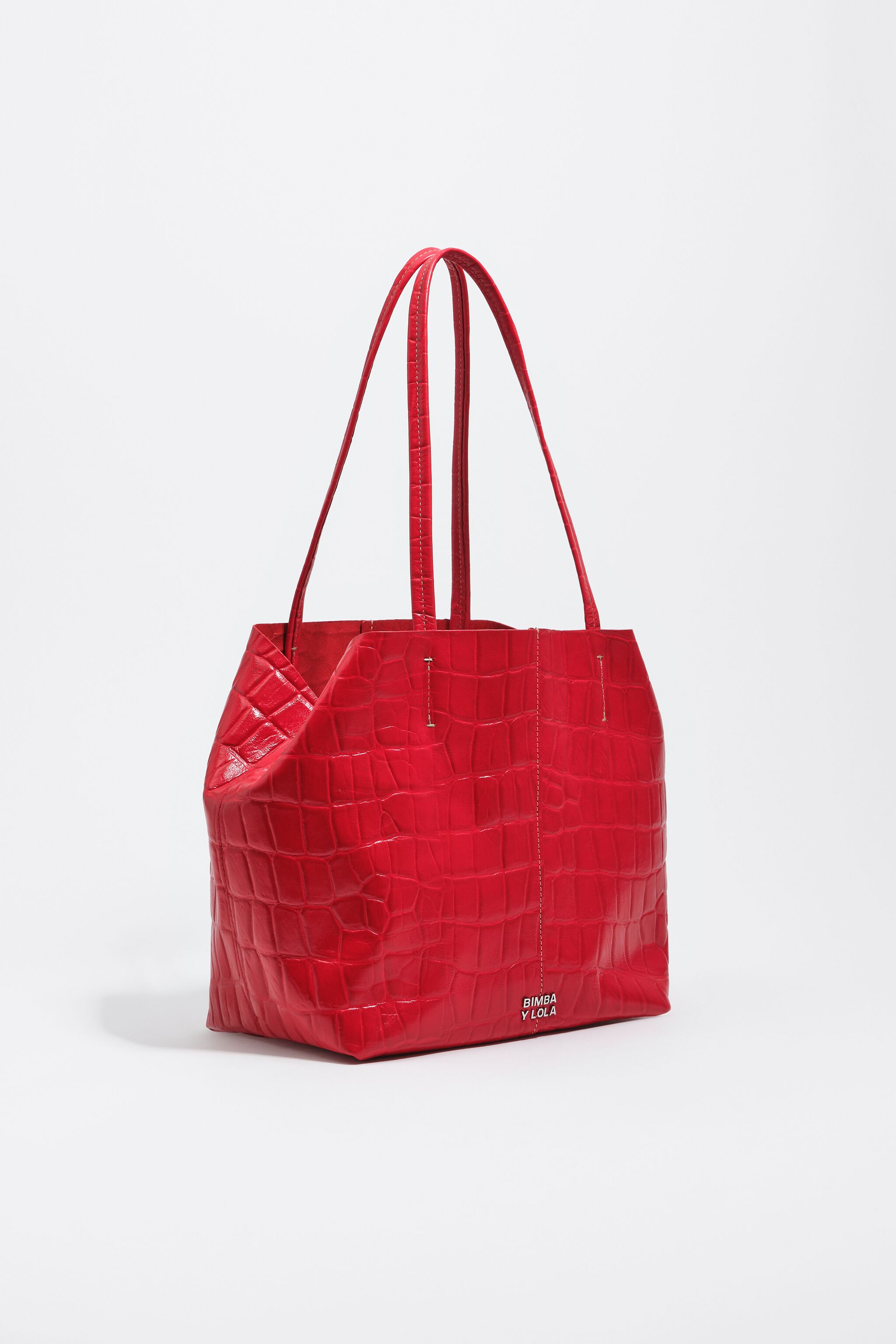 Medium leather shopper bag in red crocodile embossed