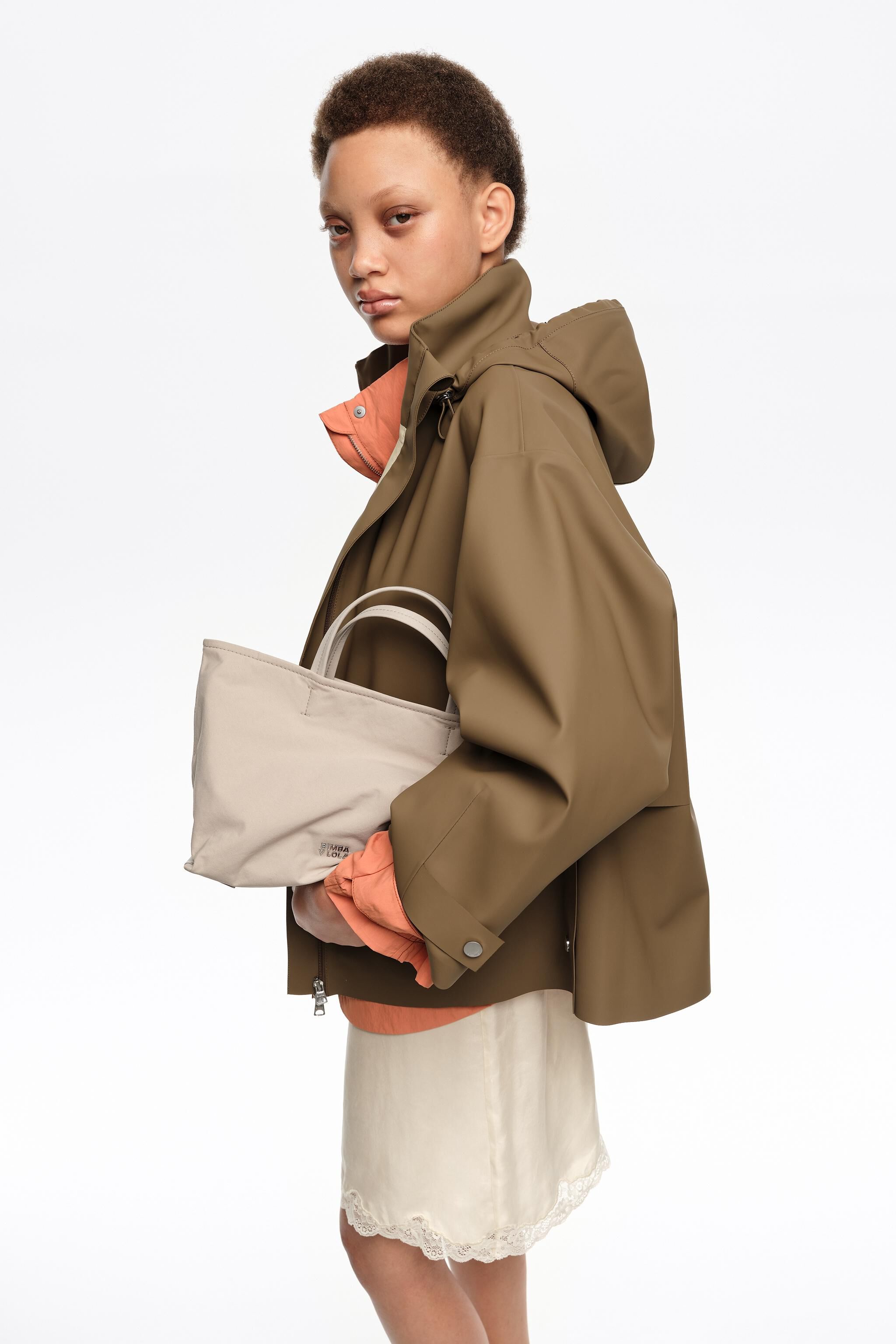 Medium sand gabardine shopper bag
