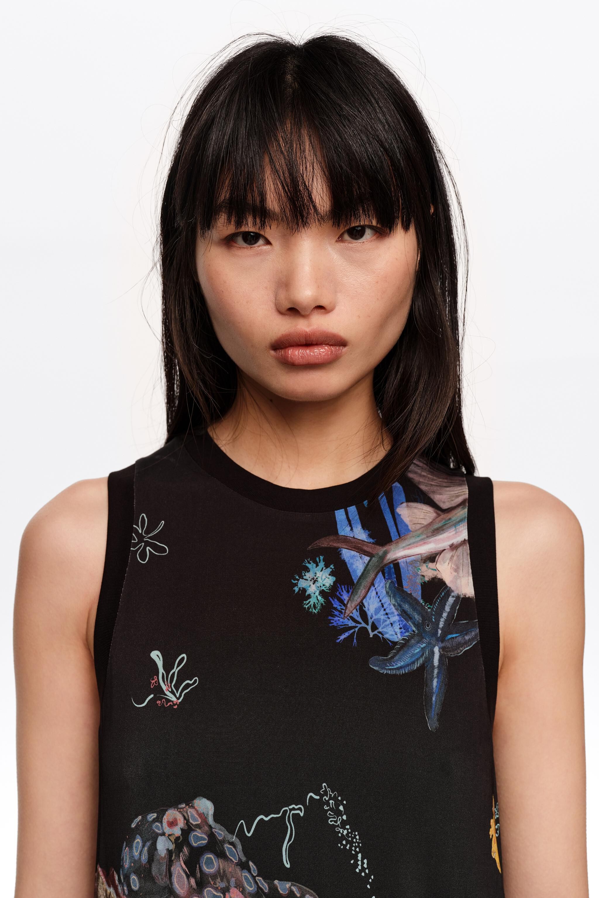 Seabed black flowing sleeveless T-shirt dress