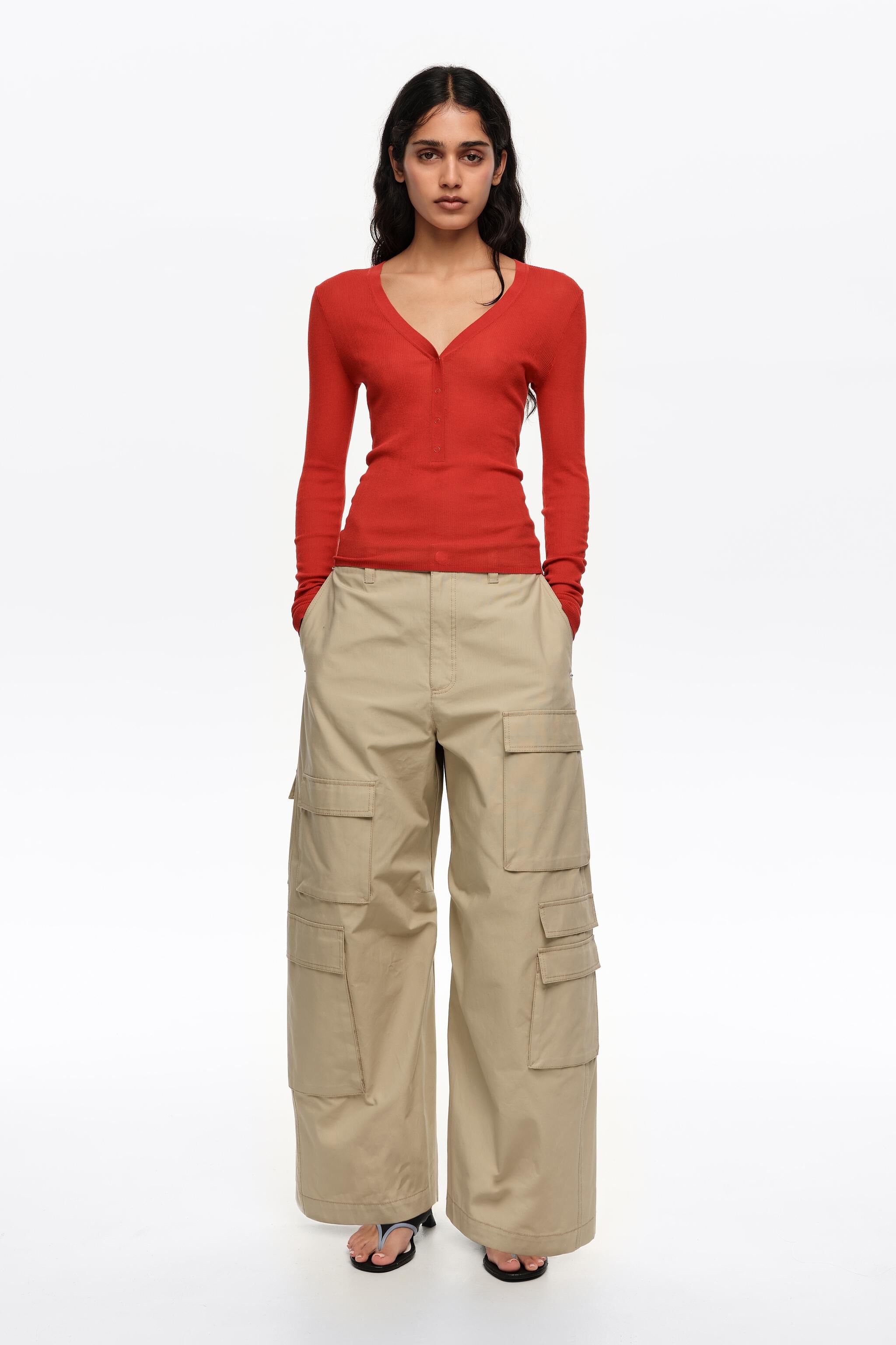 Sand cotton multi-pocket trousers