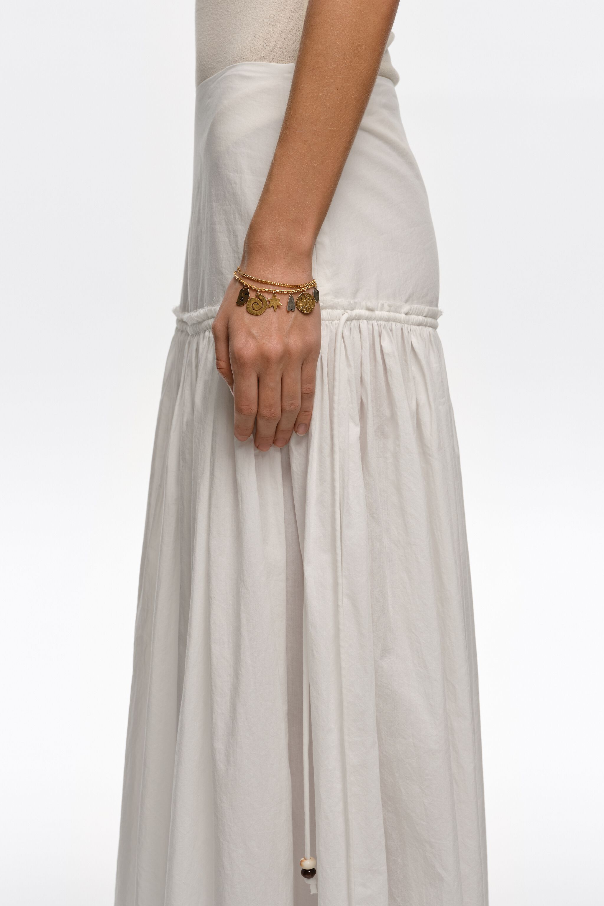 Double chain two-tone metal silhouette bracelet