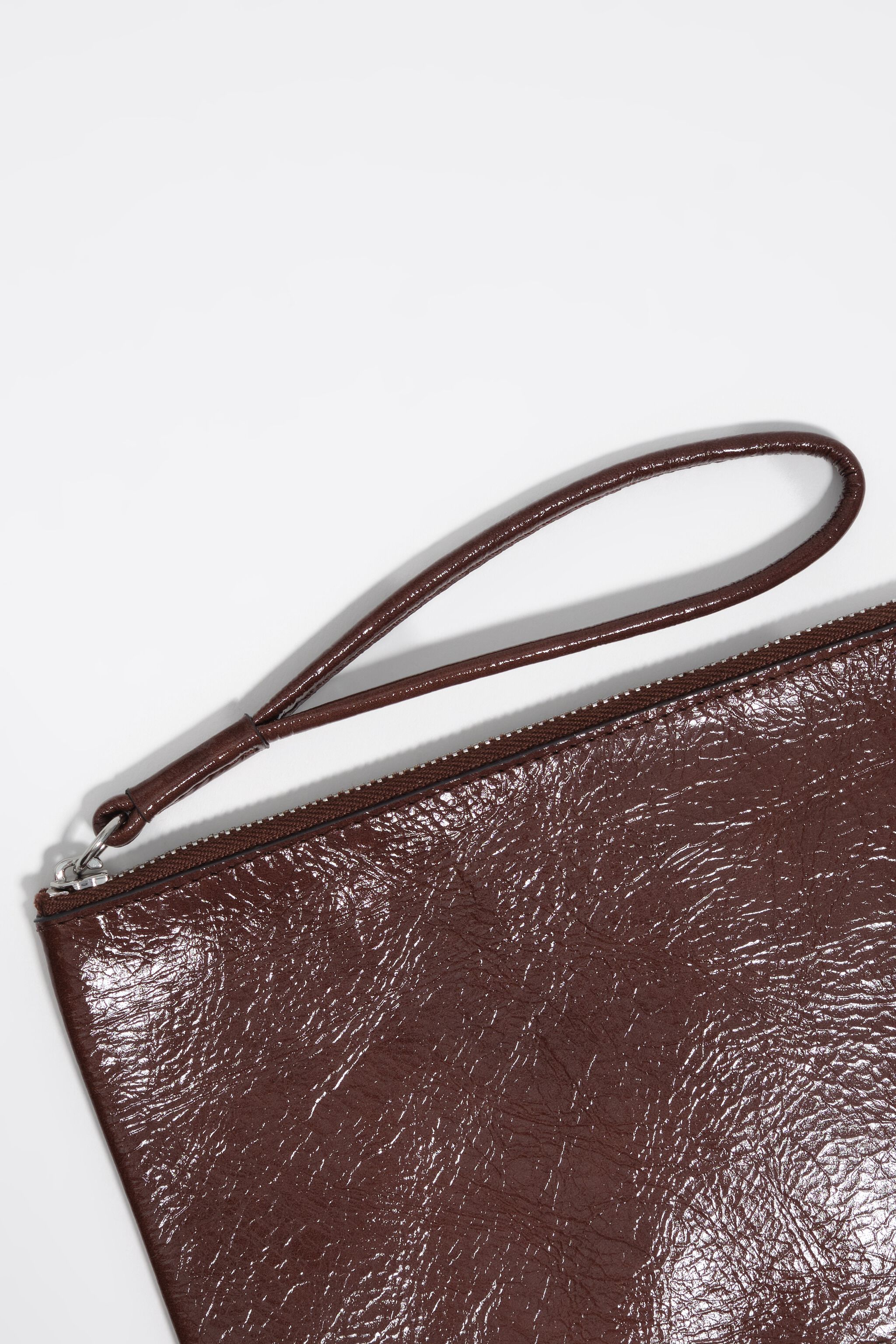 Mocha medium shiny leather handbag