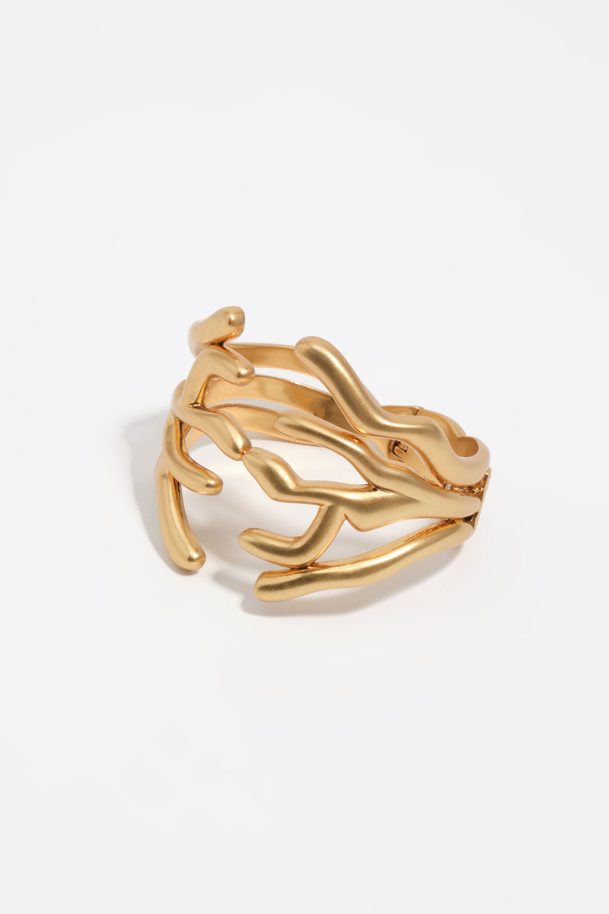 Aged gold coral bracelet