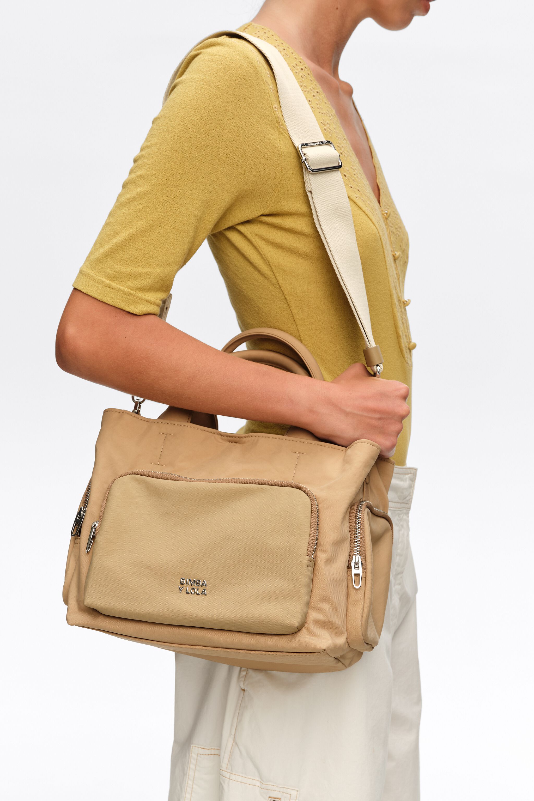 Medium camel nylon Pocket bag