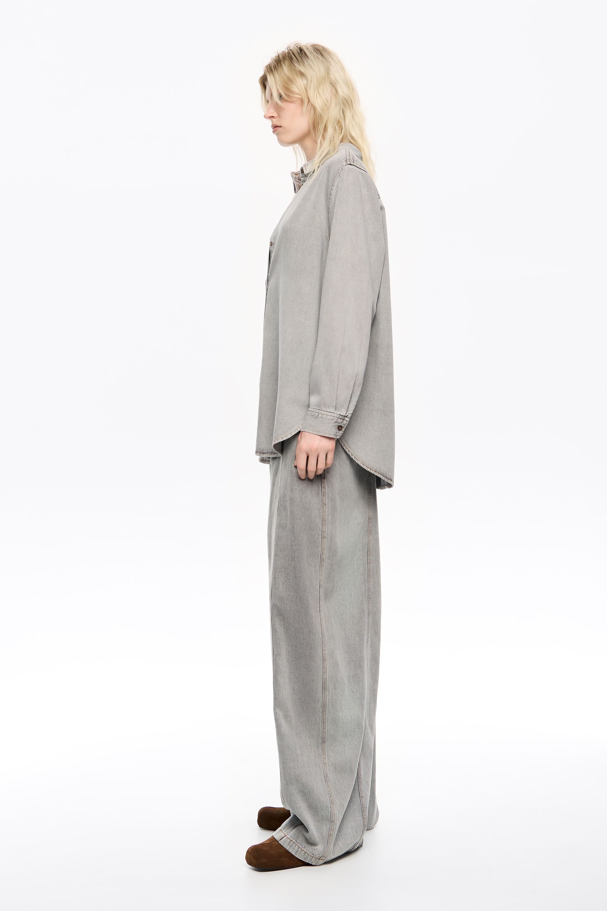 Gray fluid wide leg denim trousers