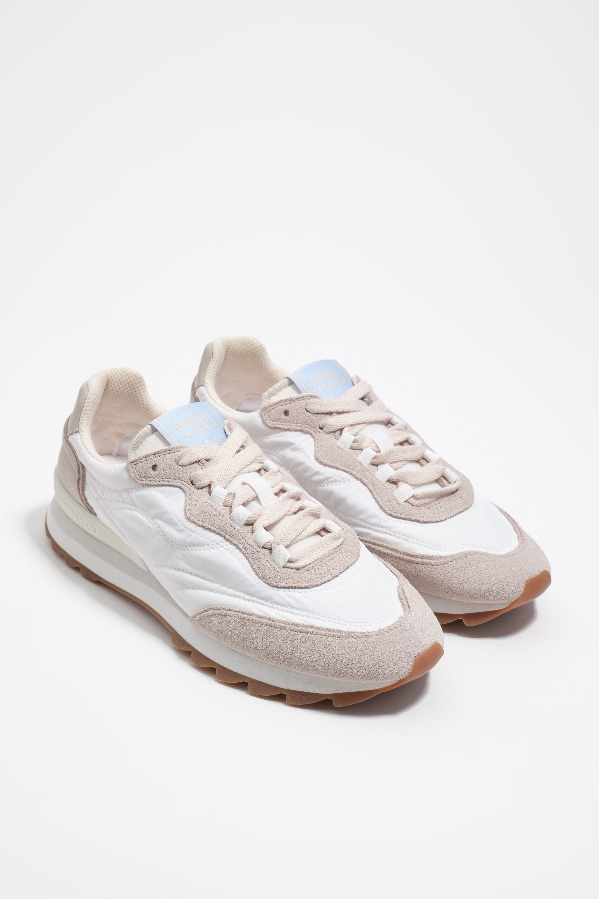 13 23 soft technical sneaker in suede and white nylon