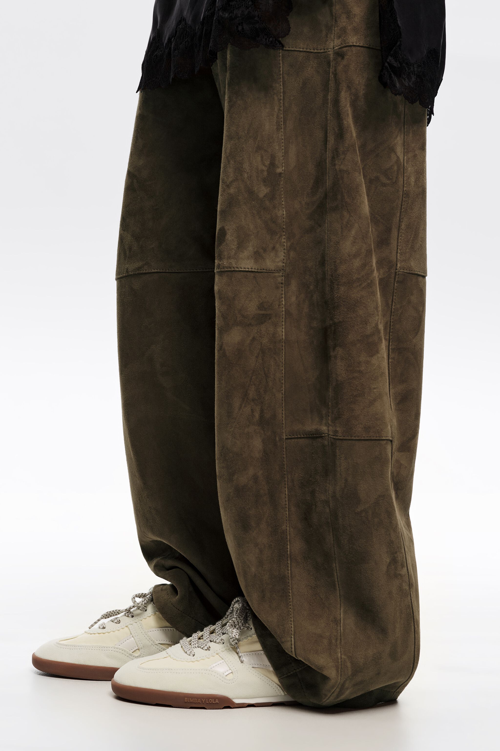 Yellow suede and nylon 13 16 indoor sneaker