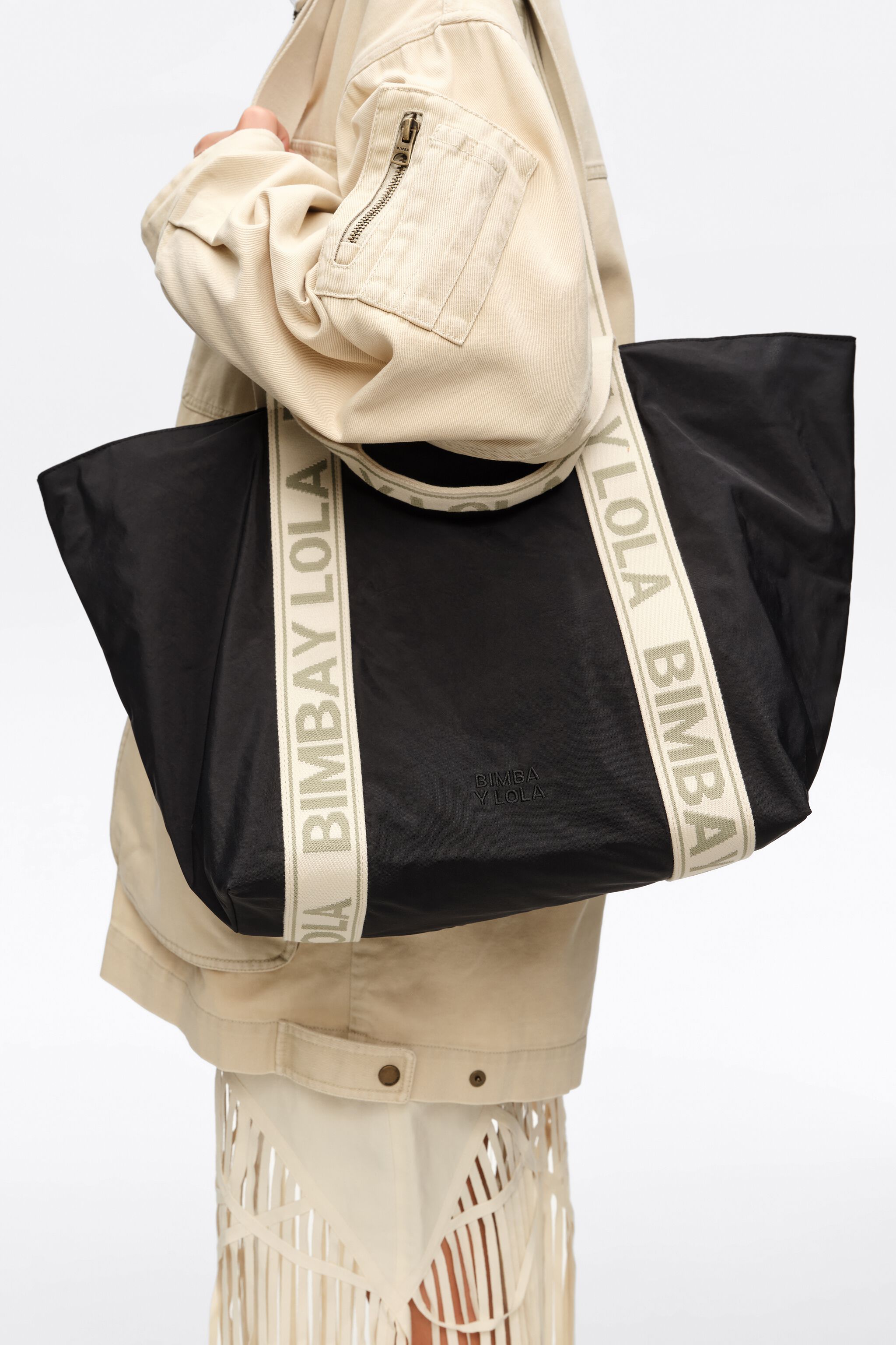 Large graphite nylon bag