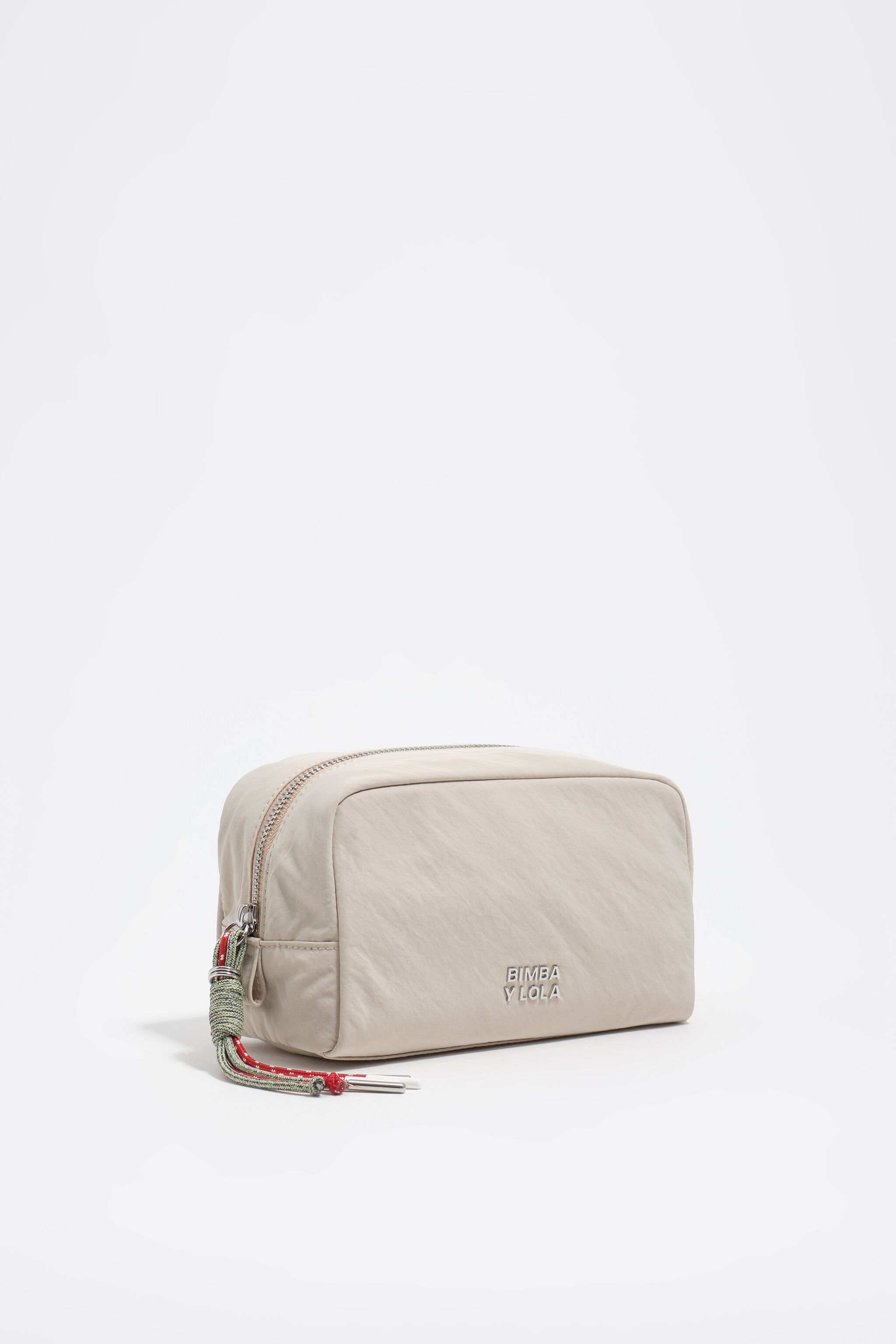 Small sand nylon make-up case