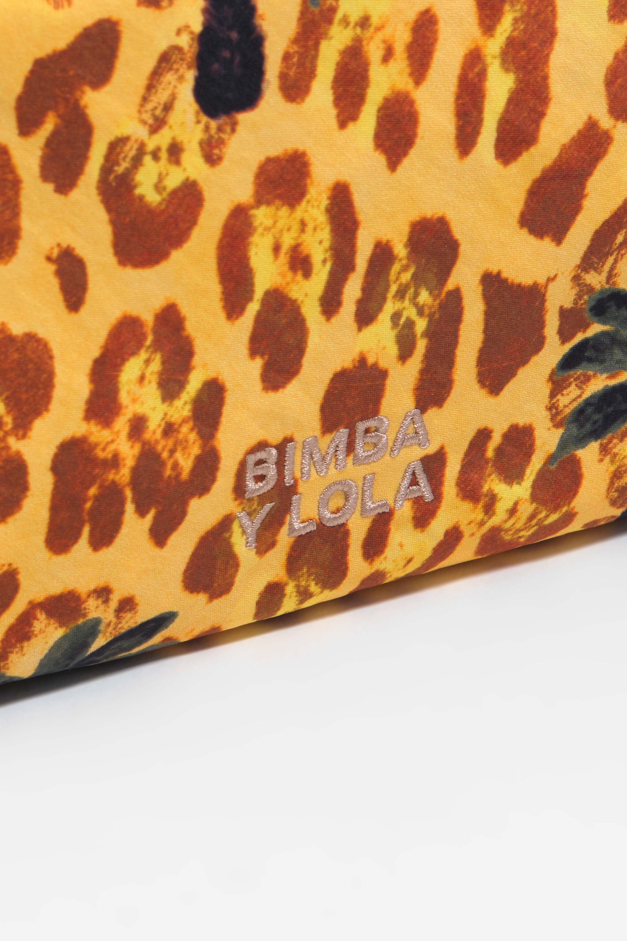 Small yellow Leopard palms nylon make-up case