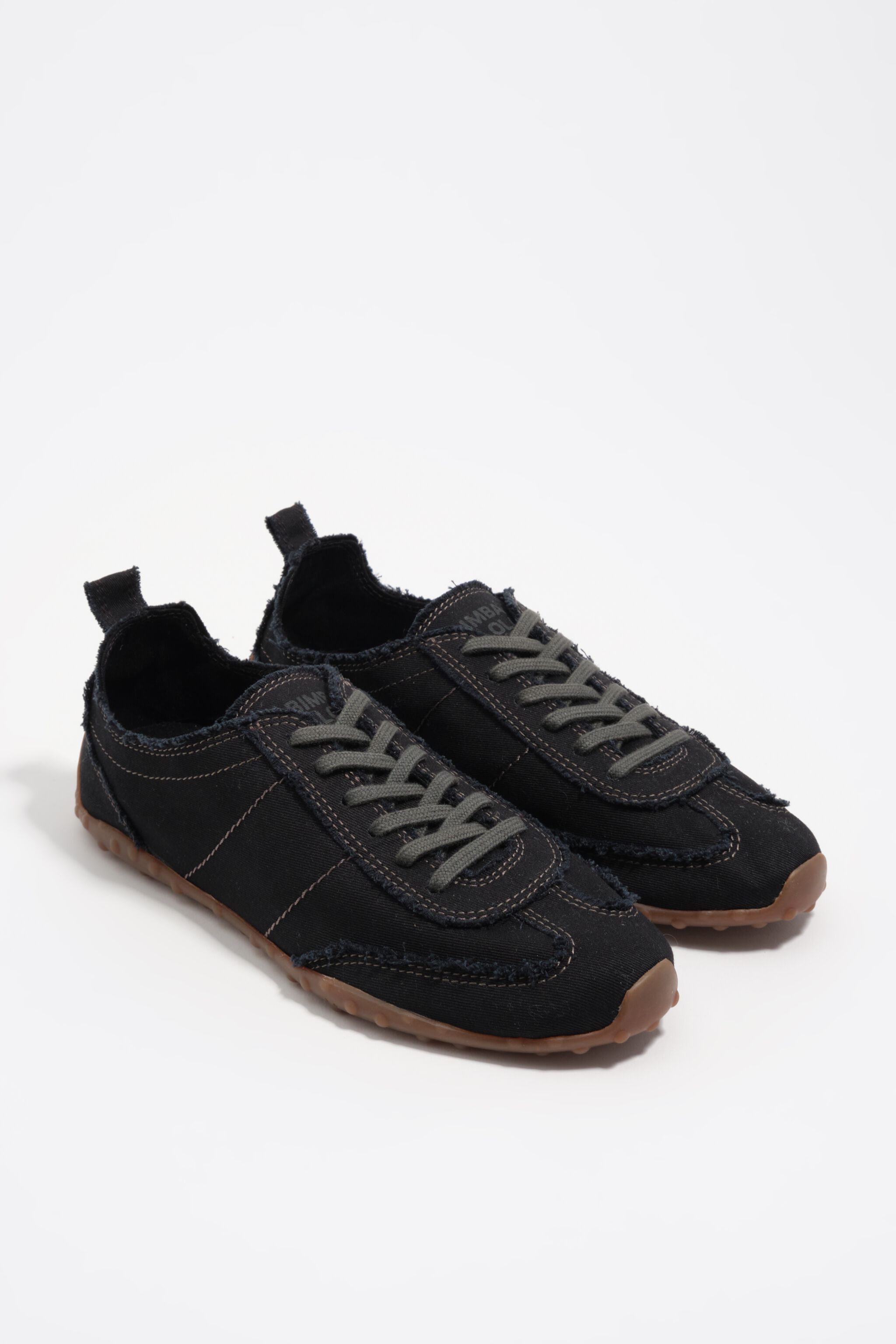 Black fabric 13 39 sneaker