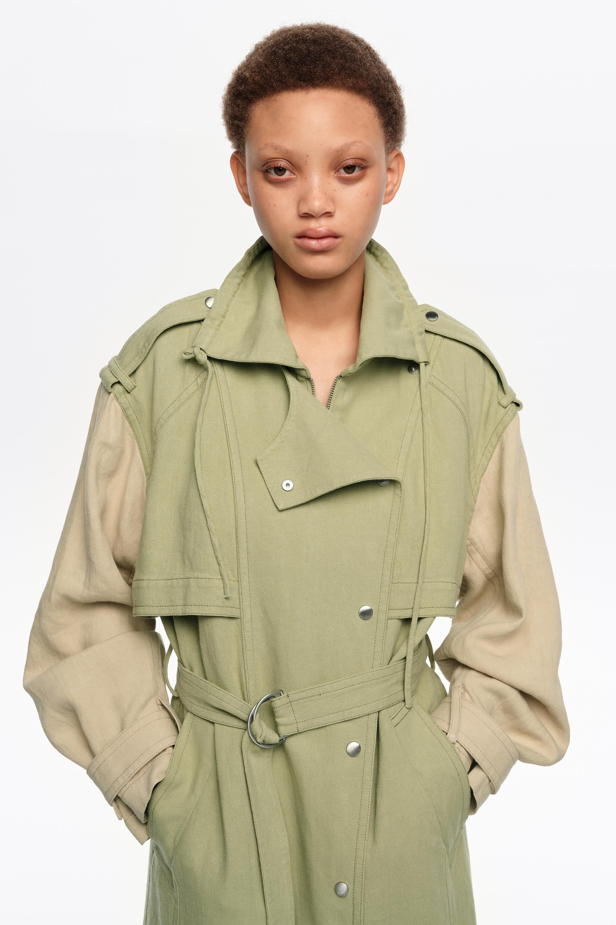 Two-tone light green maxi trench