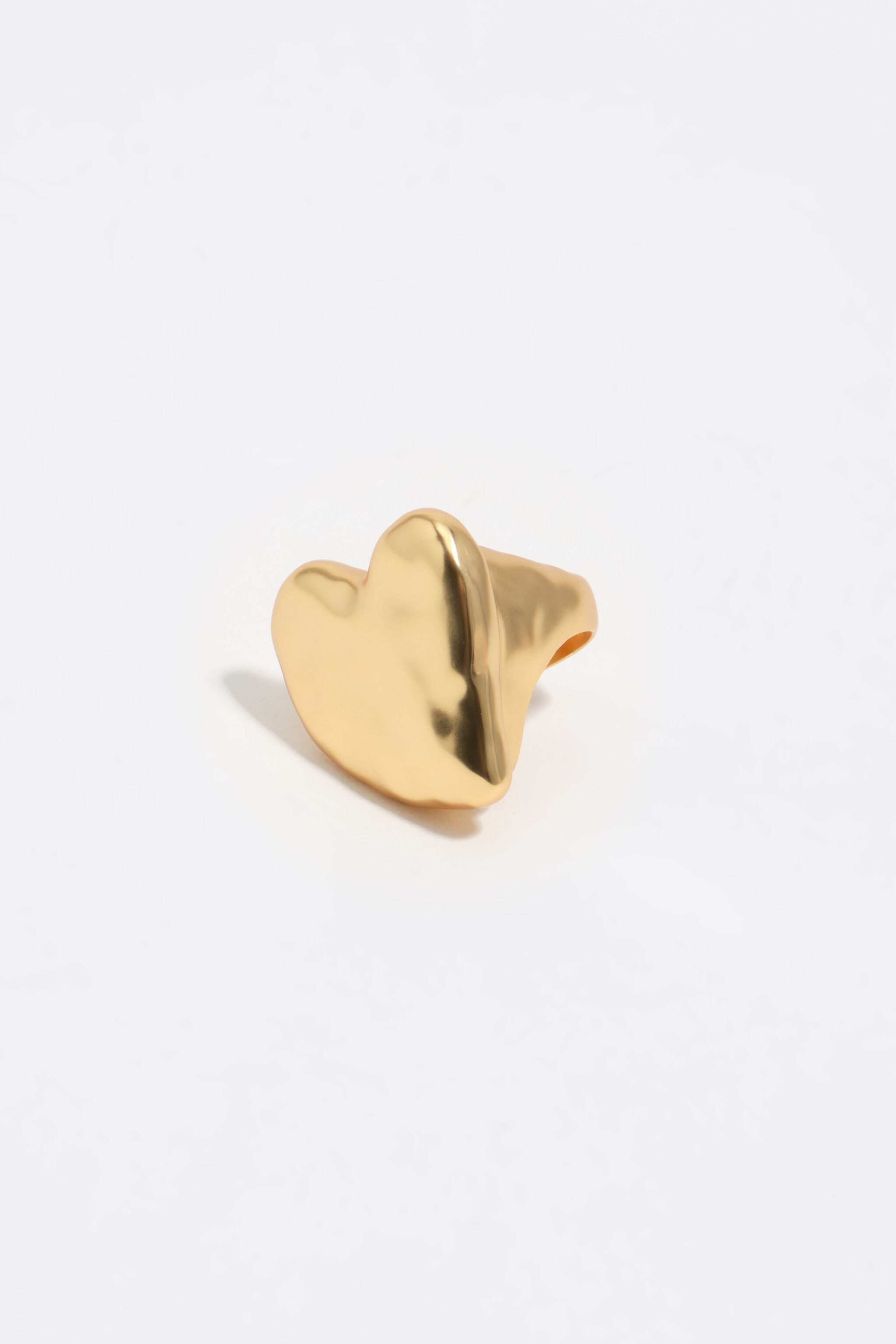 Matte gold textured heart ring