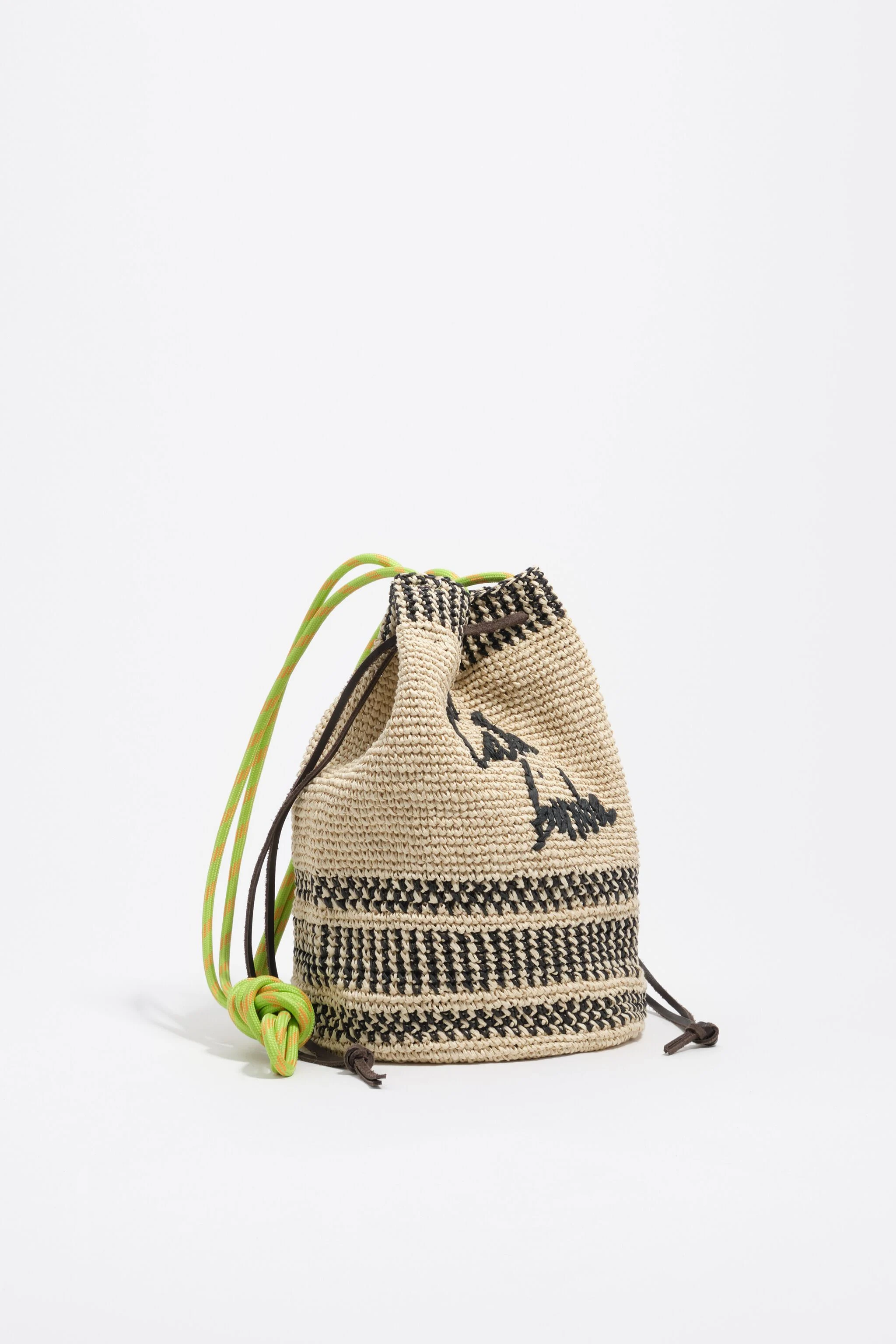 Medium natural plaited raffia bucket bag