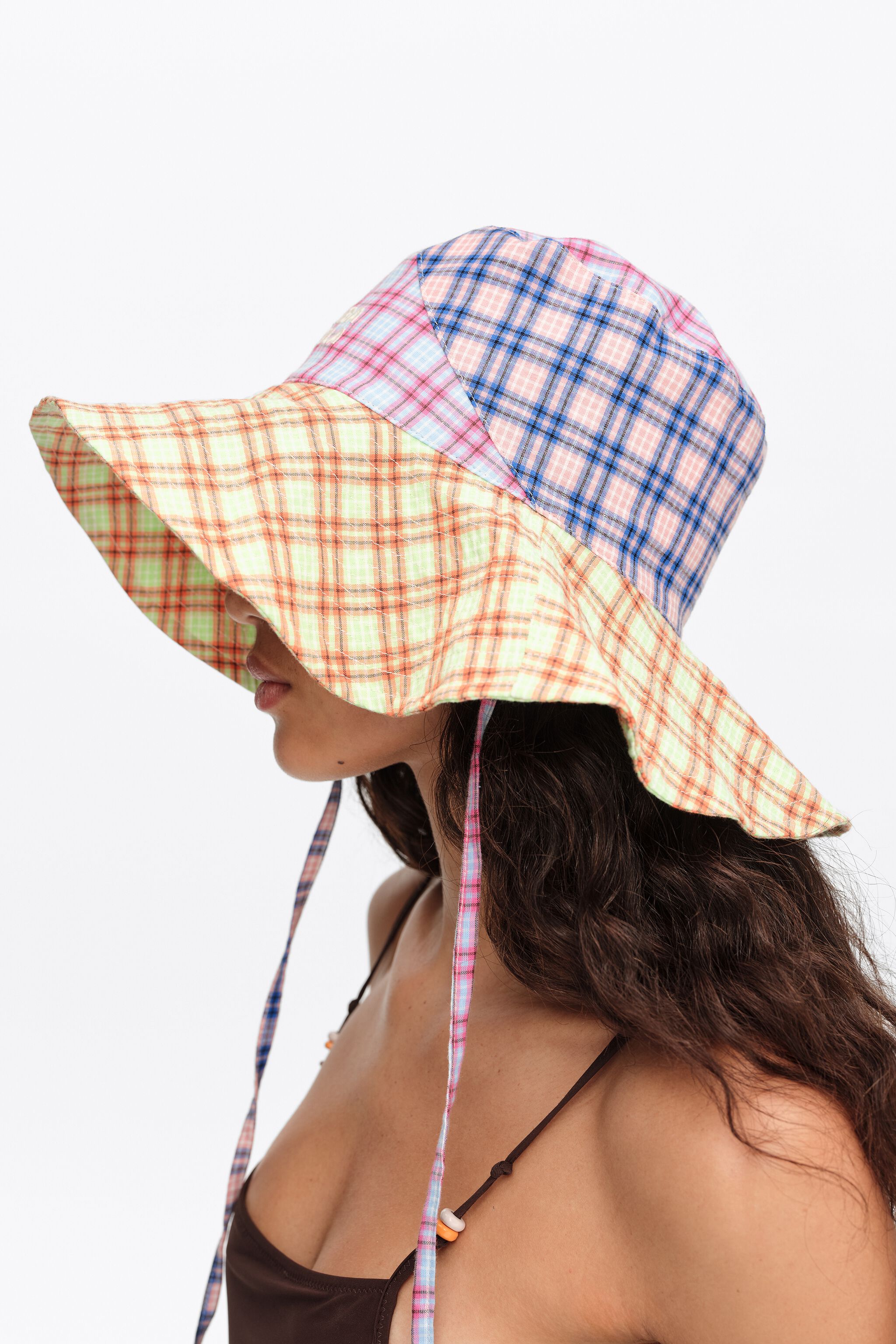 Checked cotton hat