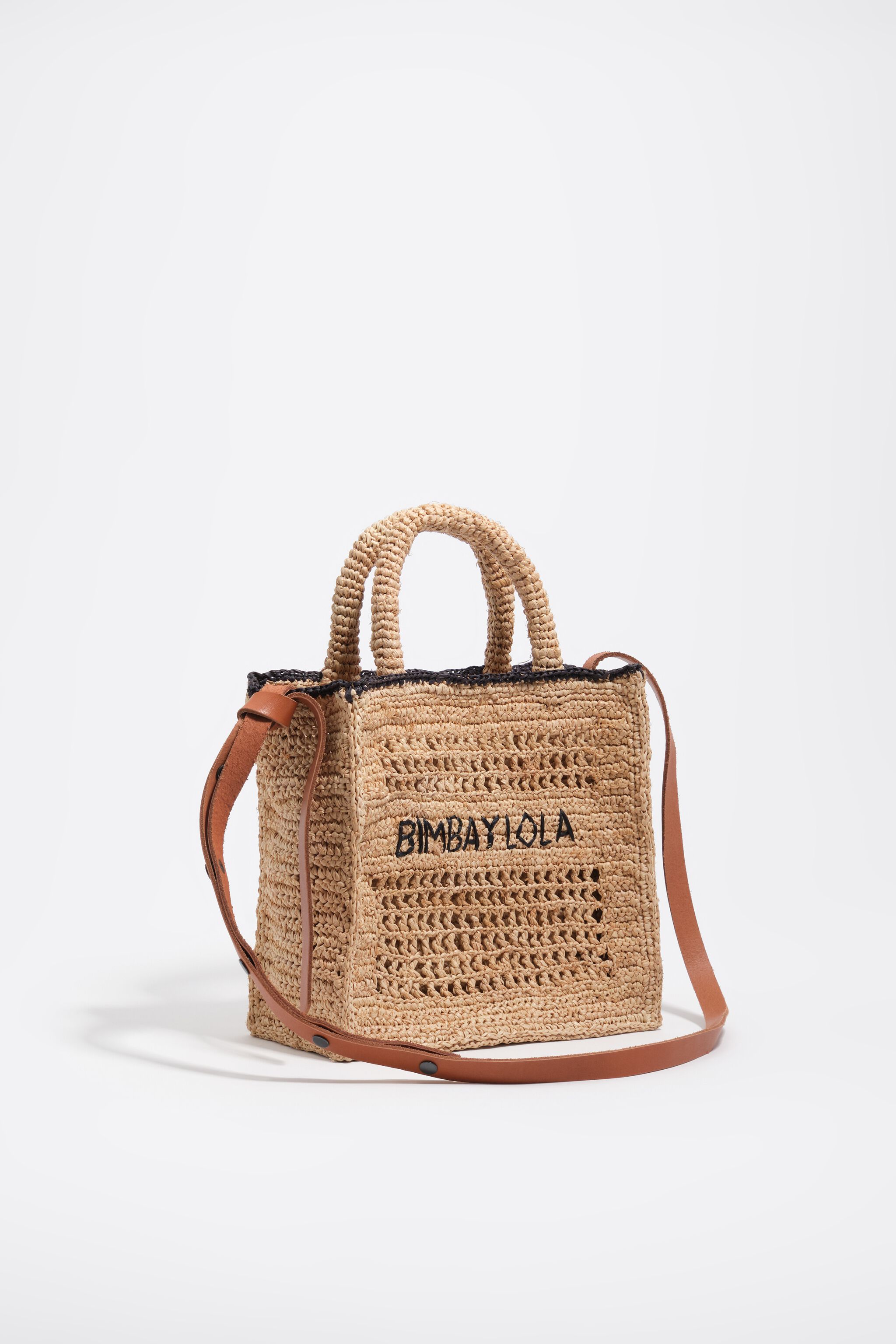 Medium natural raffia crossbody bag
