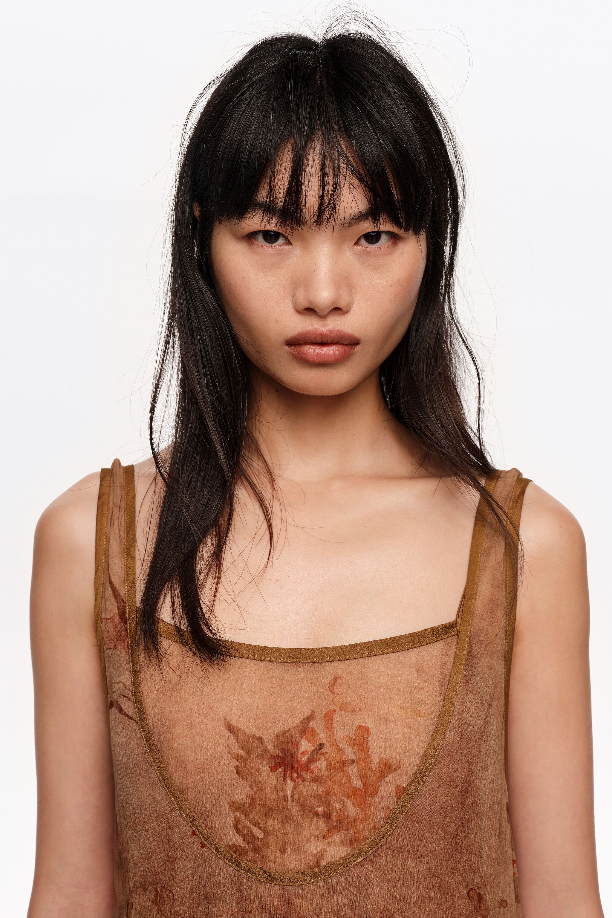Underwater dress with buttoned hem